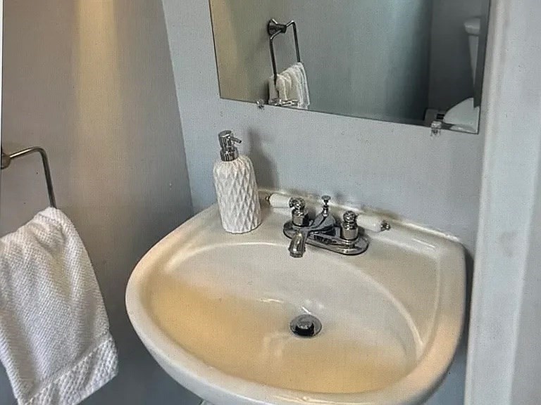 158 High St # A Property Photo 7