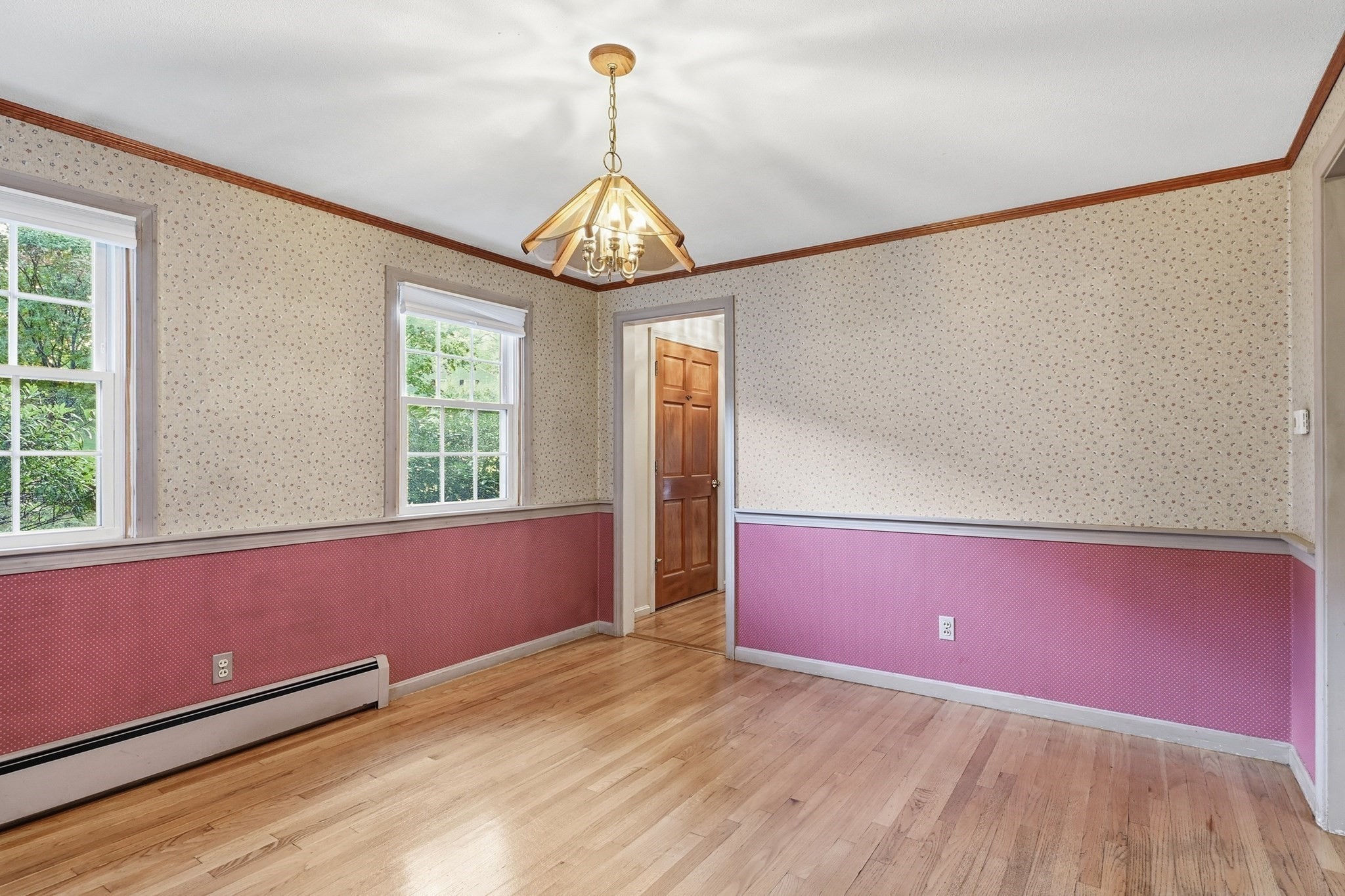 13 Addison Rd Property Photo 9