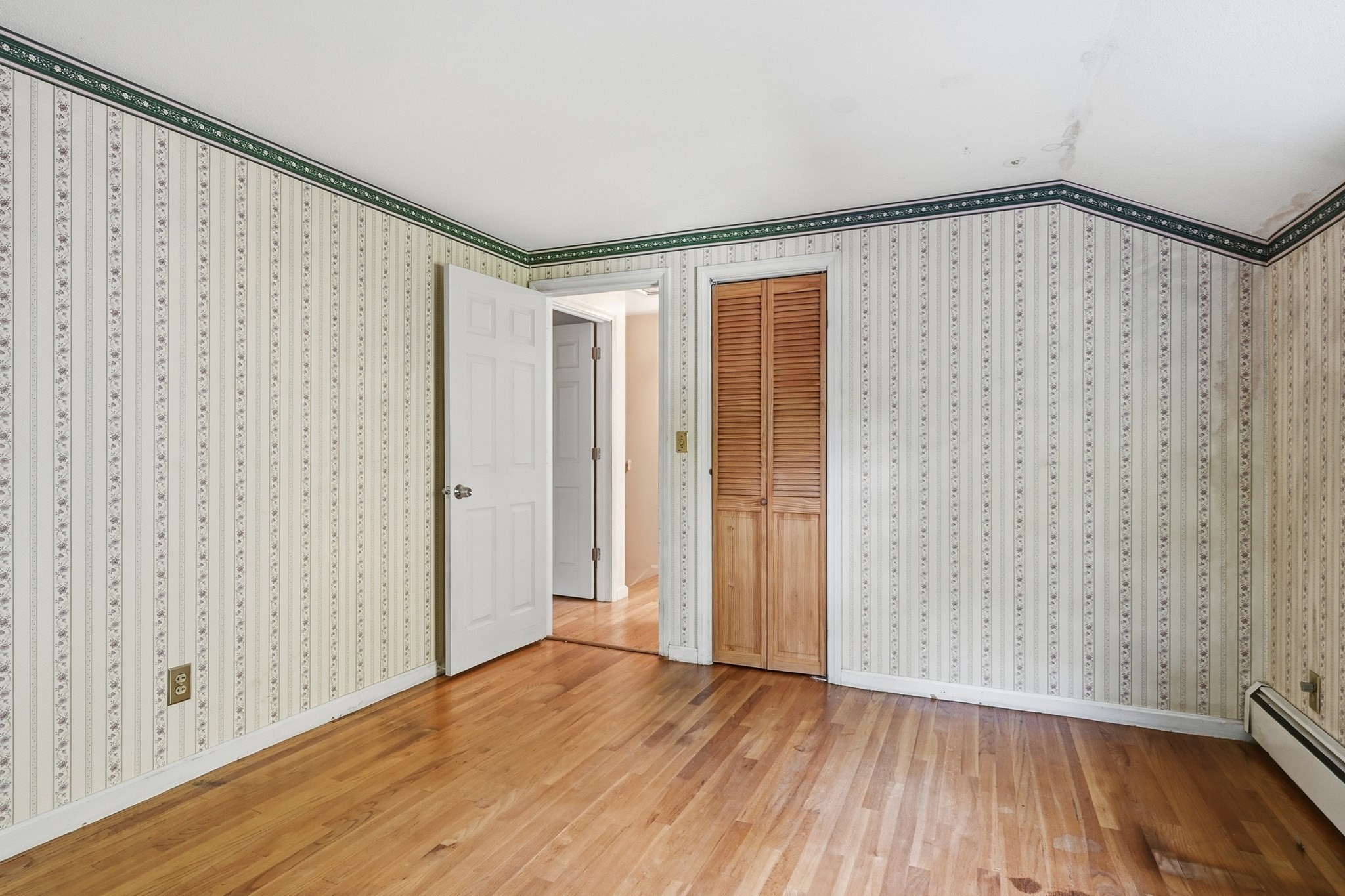 13 Addison Rd Property Photo 25