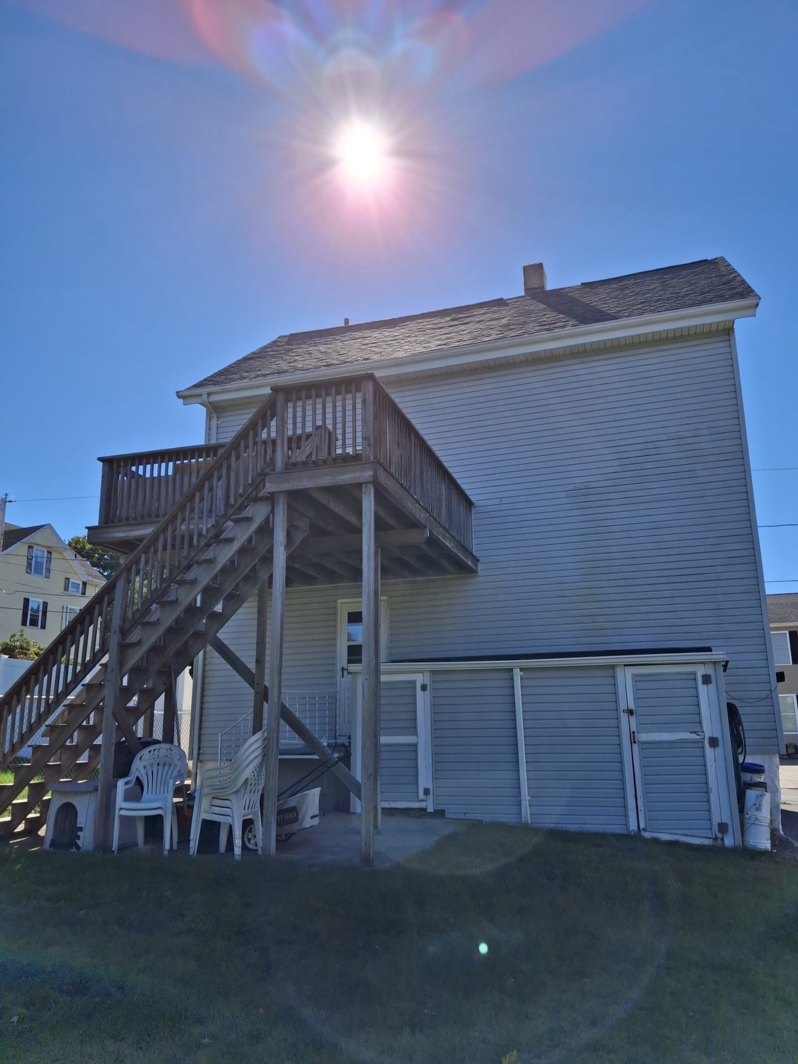 30 Riverview St Property Photo 5