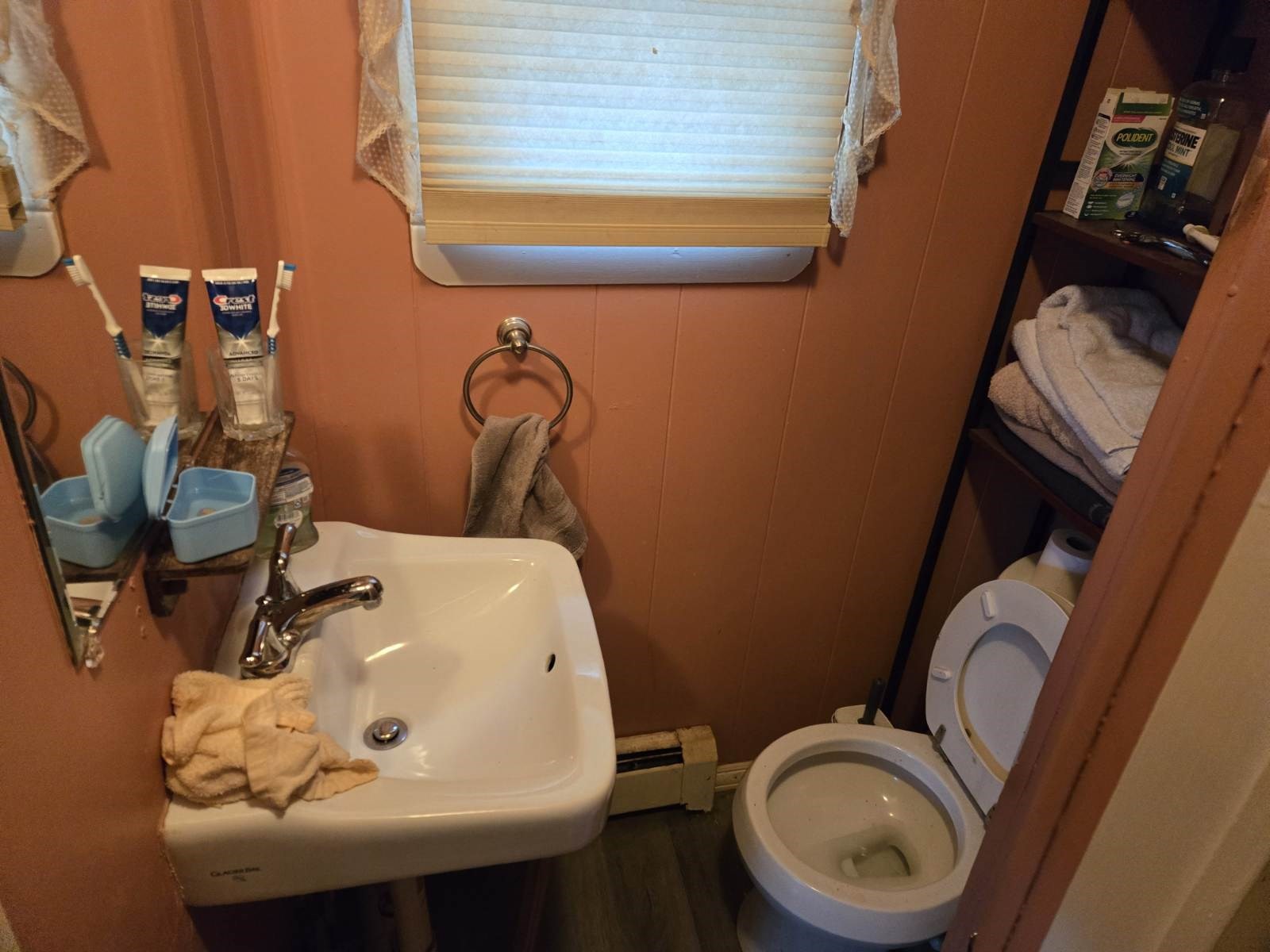 30 Riverview St Property Photo 11