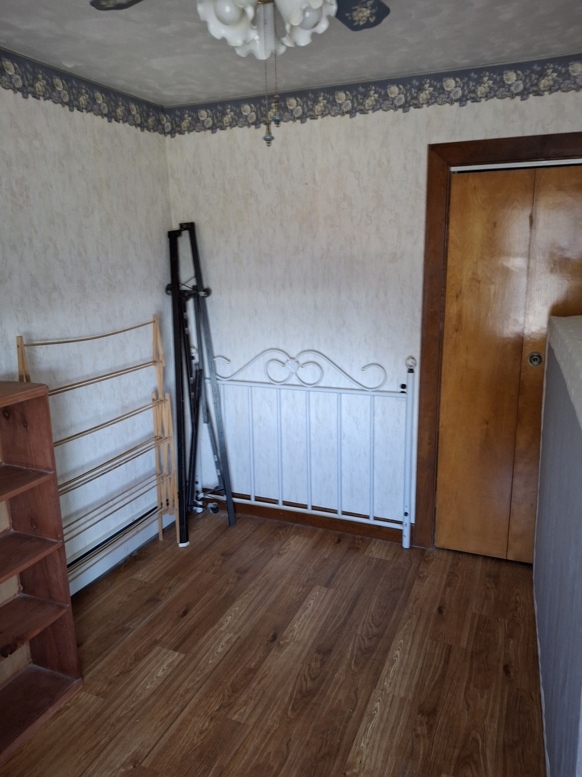 30 Riverview St Property Photo 17