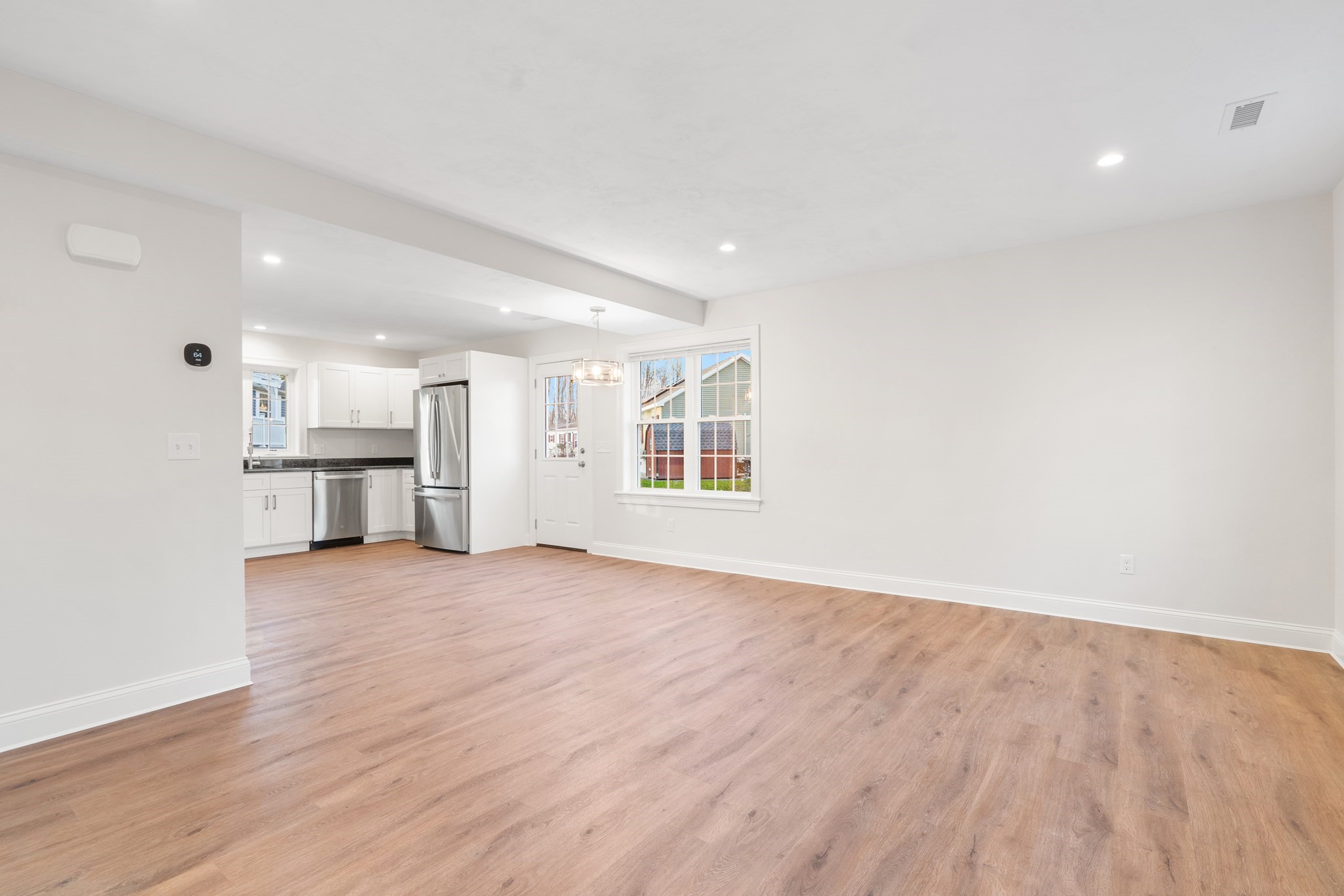 57 Maple Ave # D Property Photo 3