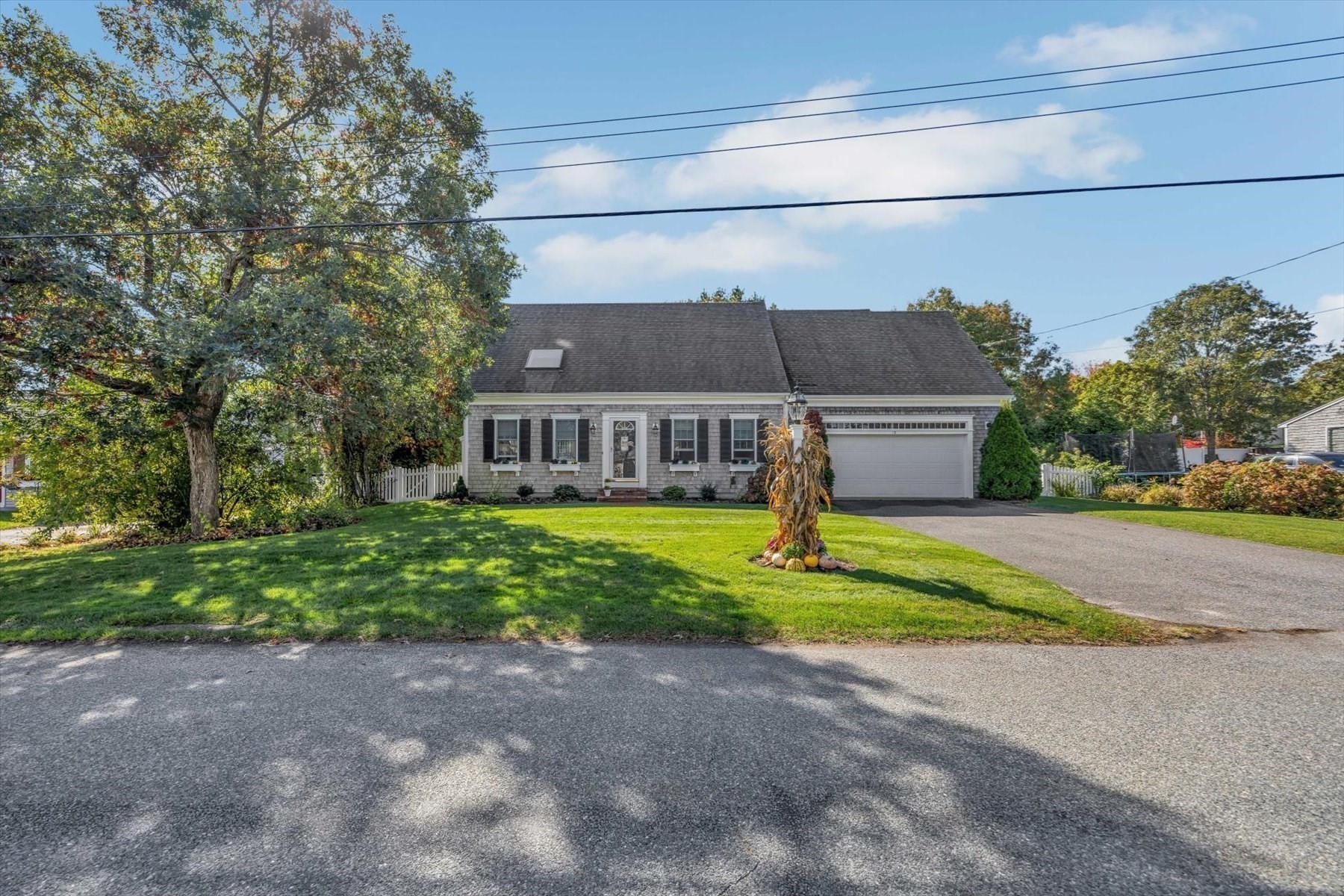 13 Nightingale Dr Property Photo 2