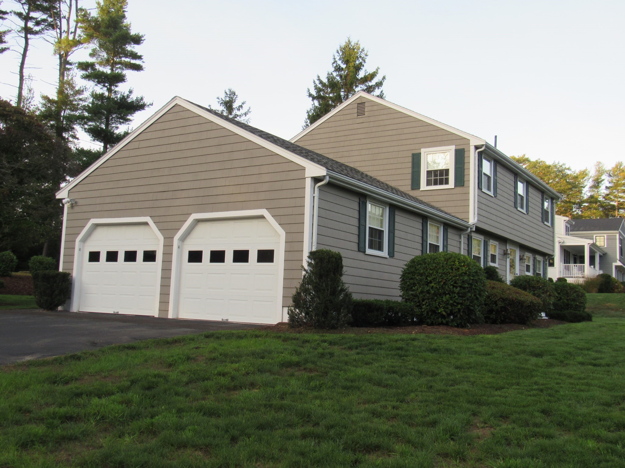 14 Pinegrove Rd Property Photo 2