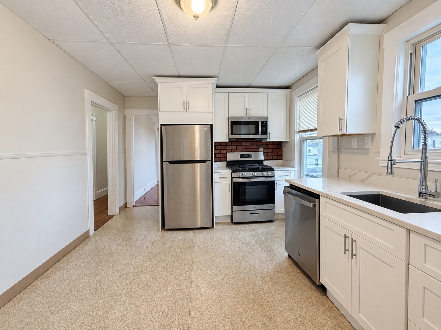 50 Lambert Street # 3 Property Photo 5