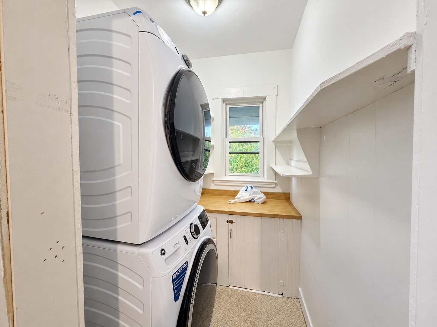 50 Lambert Street # 3 Property Photo 6