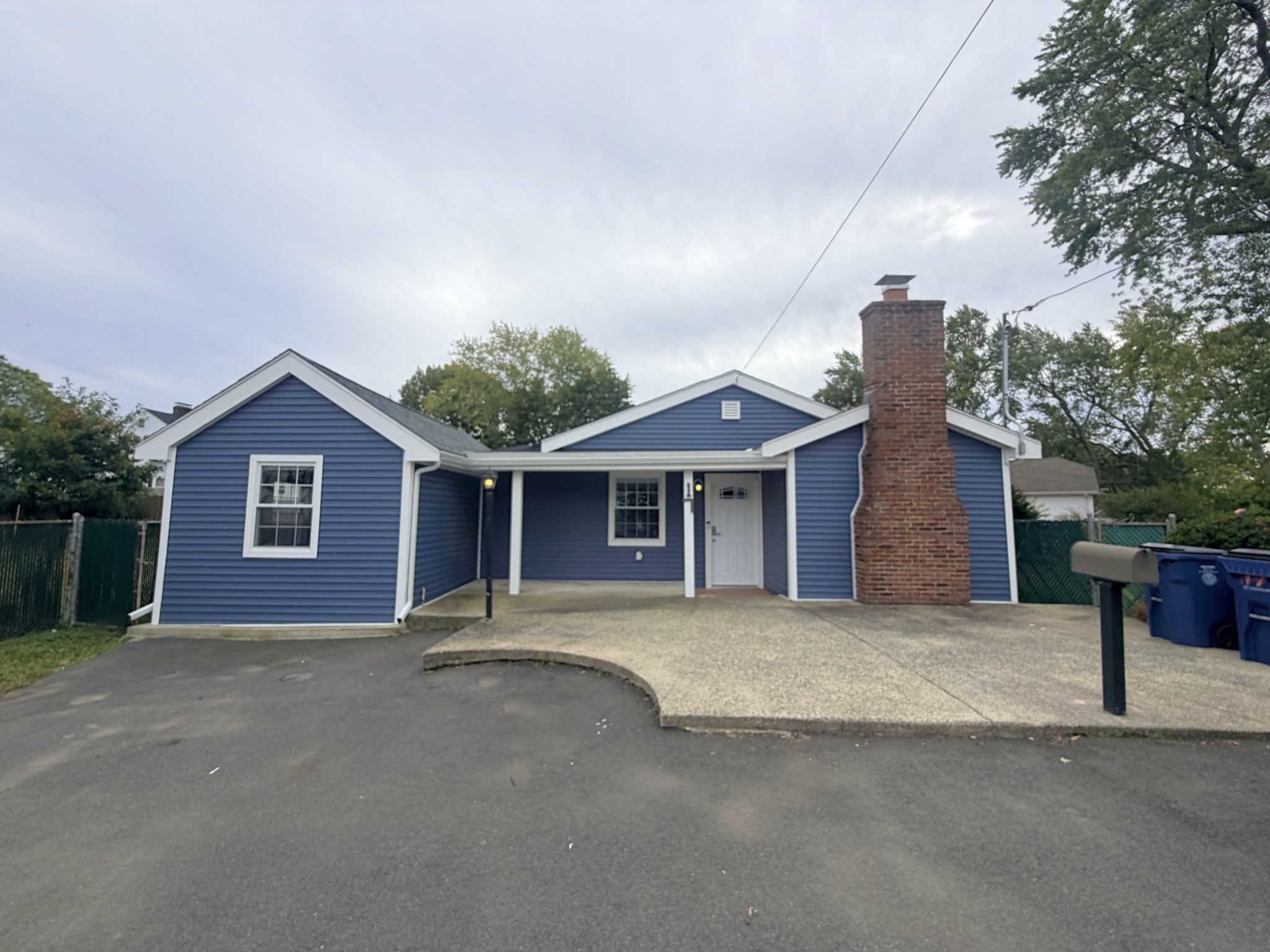 17 Mill Street Pl Property Photo 1