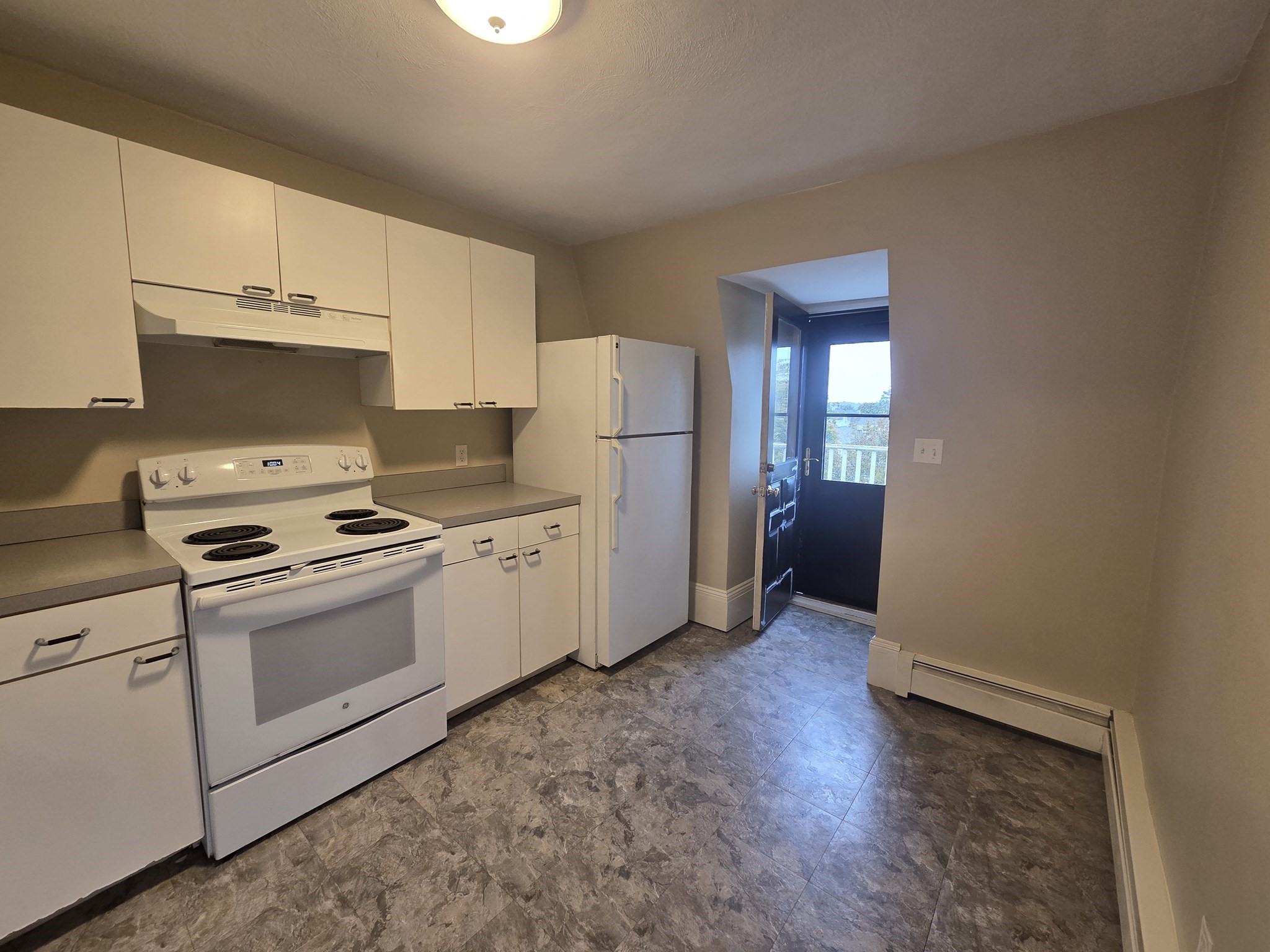 267 Lafayette St # 3 Property Photo 6
