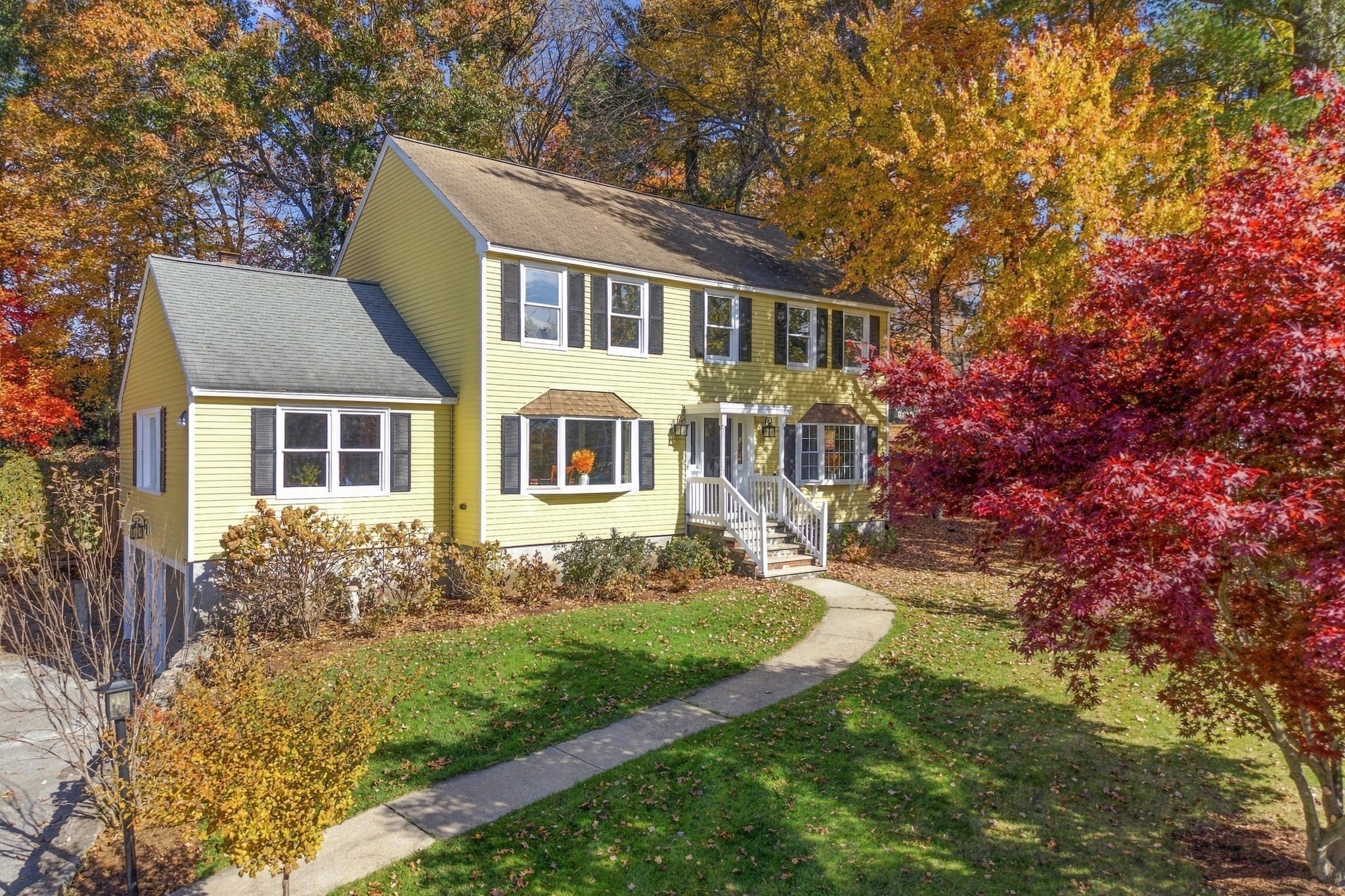 49 Riverview Ave Property Photo 1