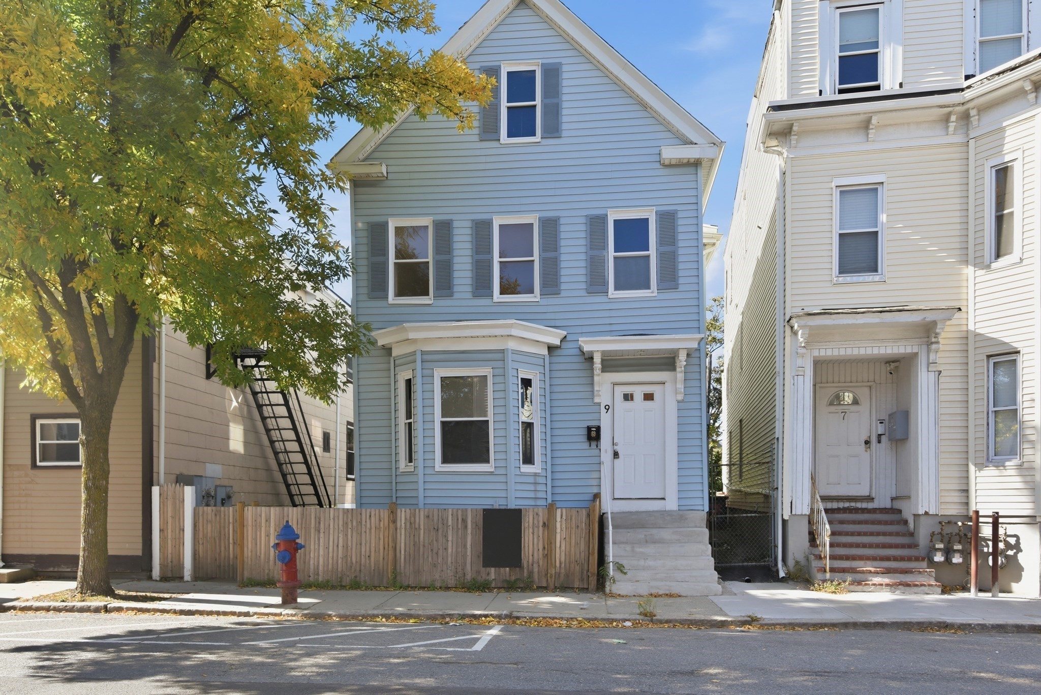 9 Cross St Property Photo 1