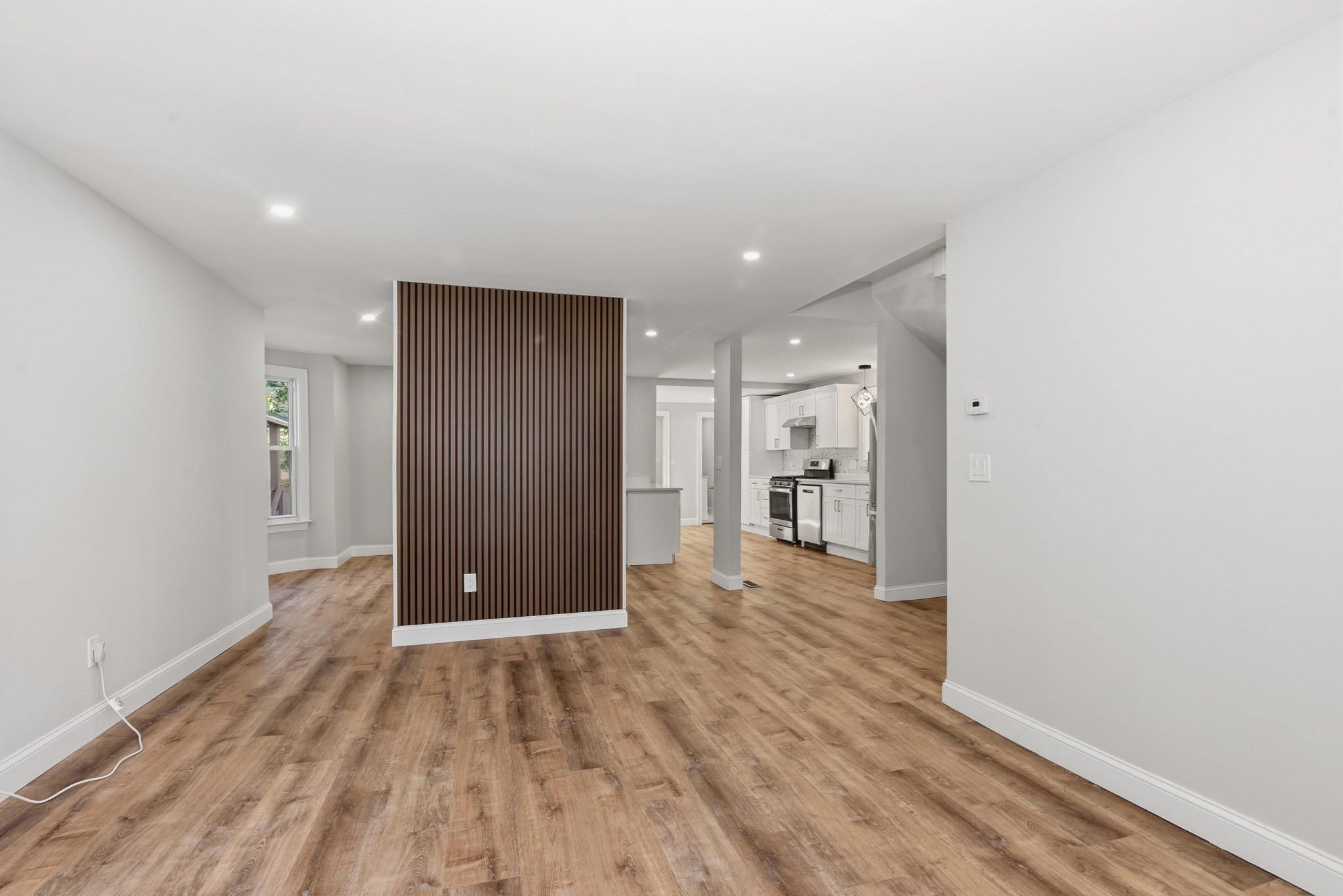 9 Cross St Property Photo 9
