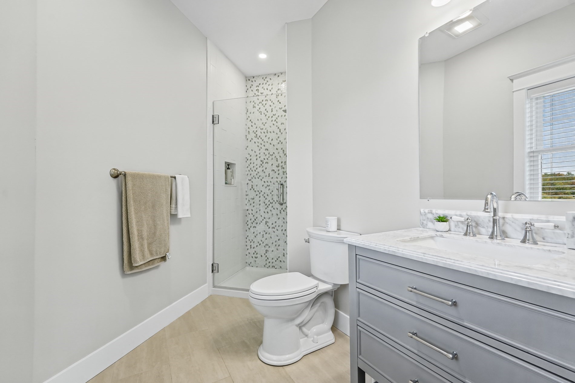 23 Berson Rd Property Photo 17