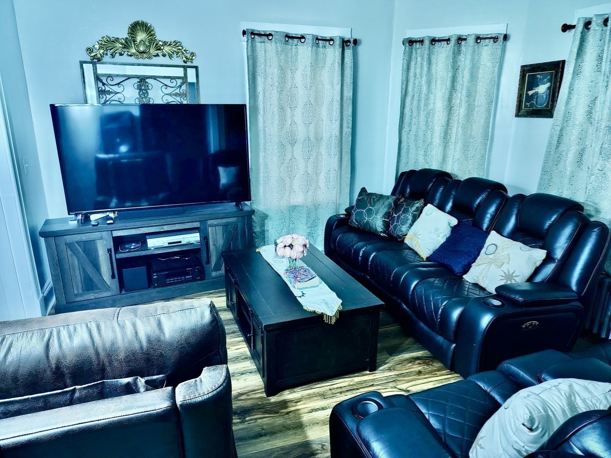 93 Montrose St Property Photo 11