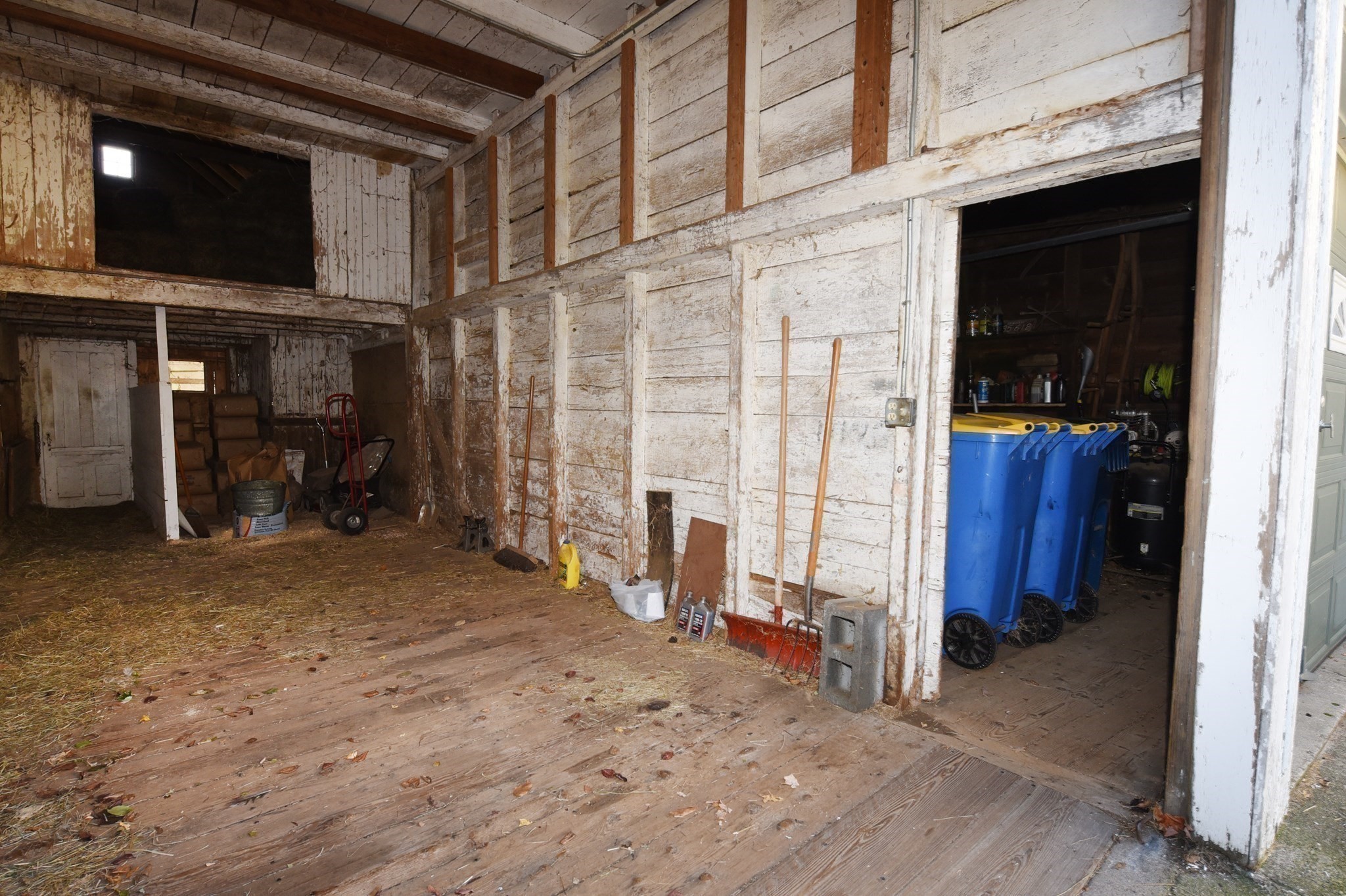 558 N Main St Property Photo 13