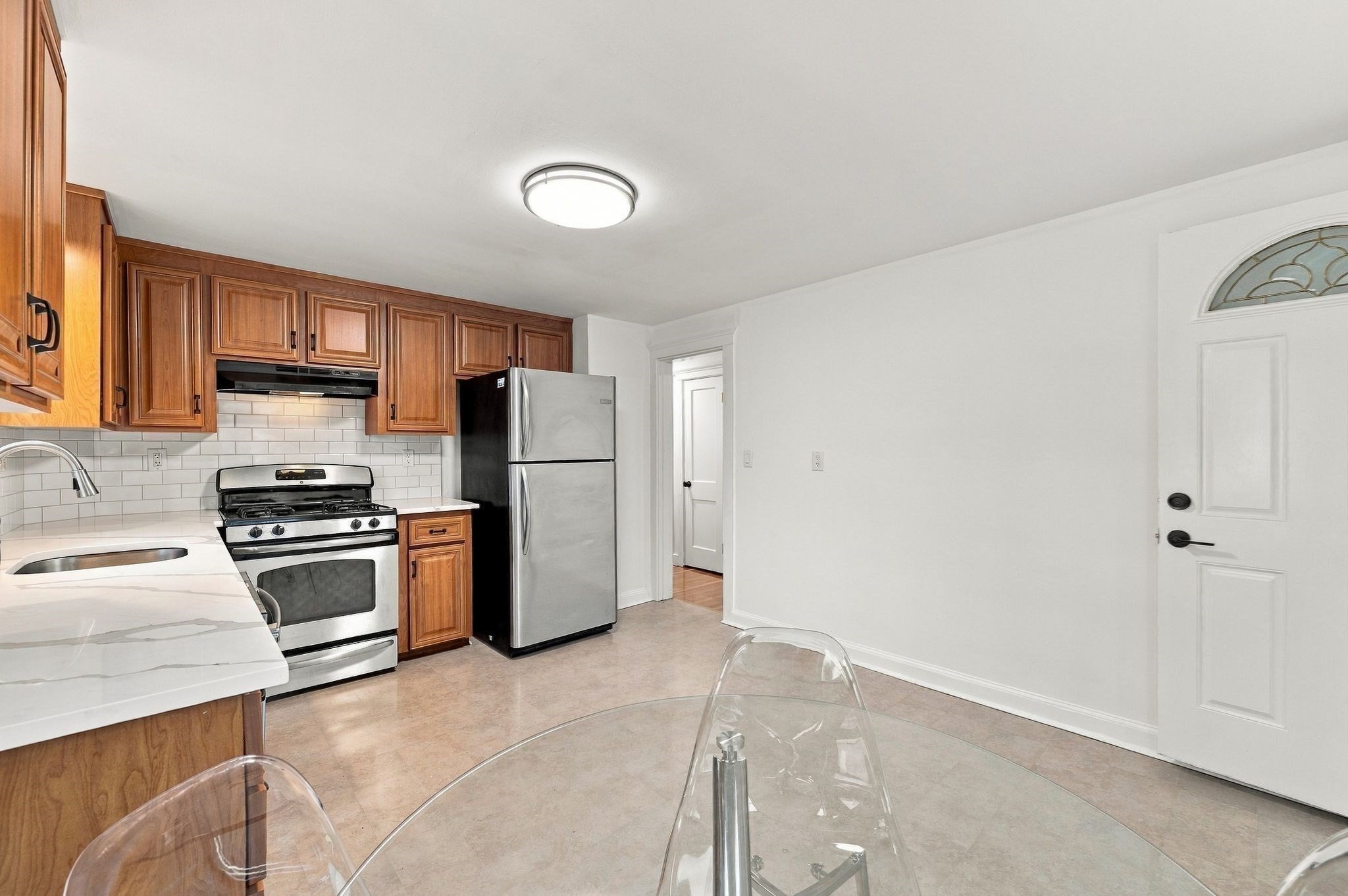 6 Norfolk Ave Property Photo 12