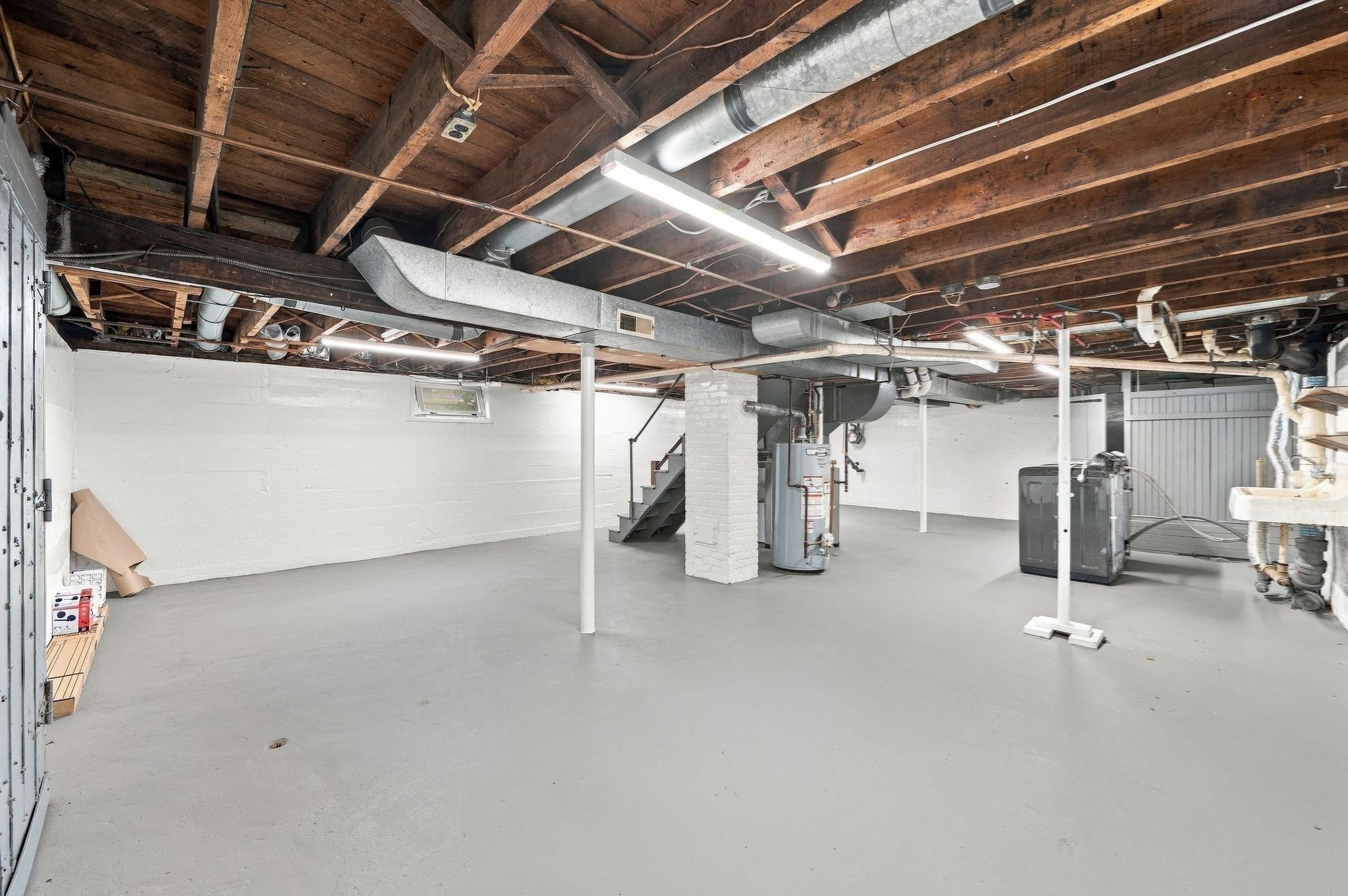 6 Norfolk Ave Property Photo 34
