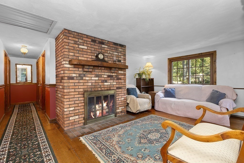 56 Alton Rd Property Photo 4