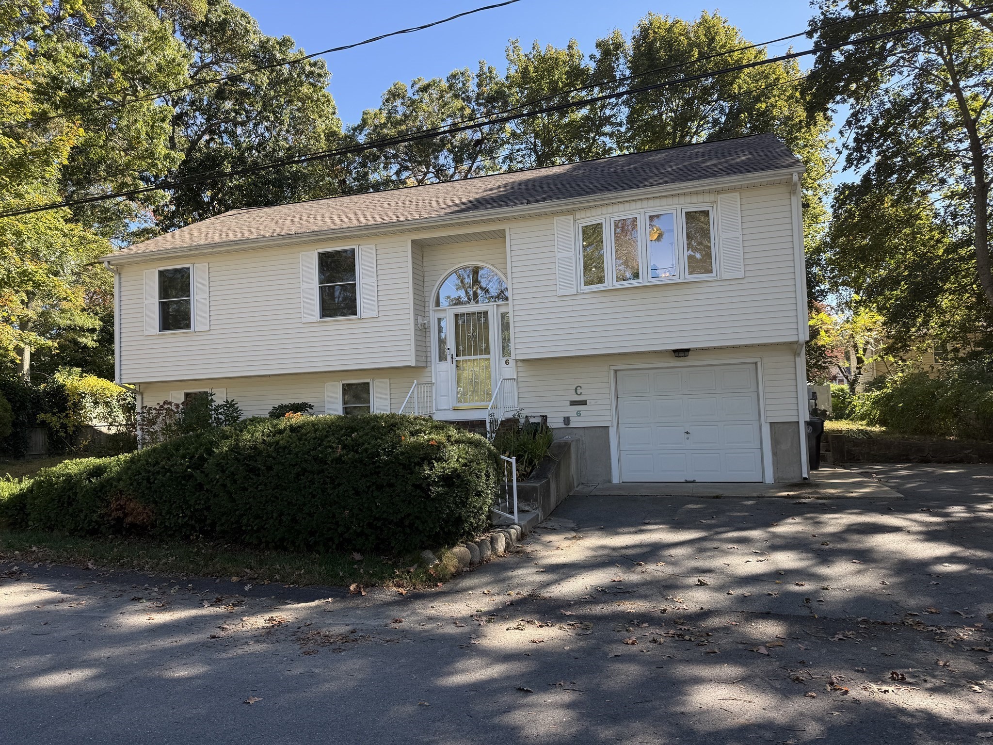 6 Golf Street Property Photo 1