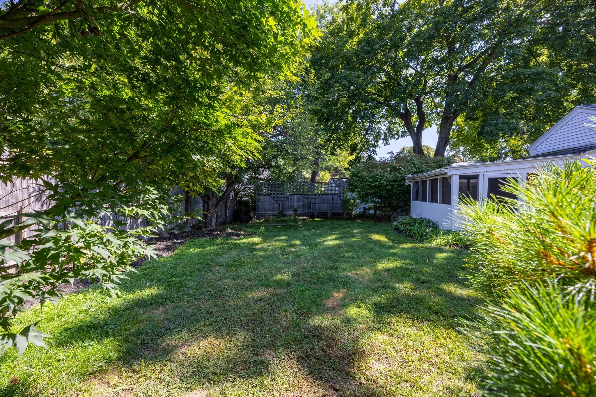 1 Lexington St Property Photo 8