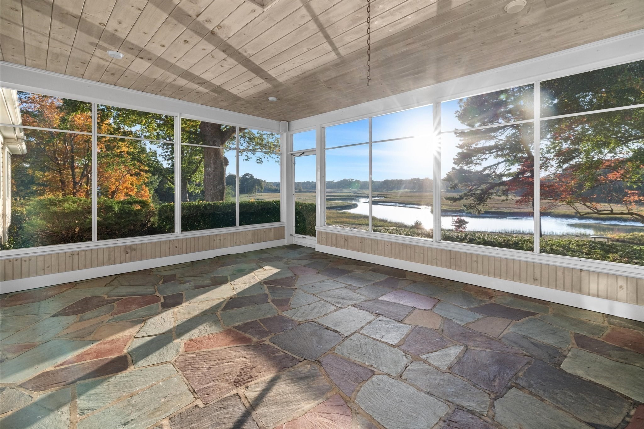 34 Sunset Rd Property Photo 8