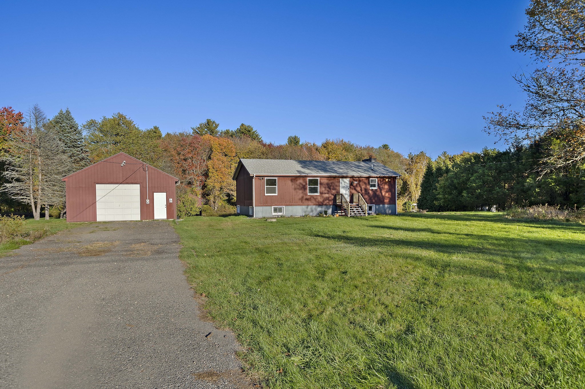 91 Cedar Property Photo 1