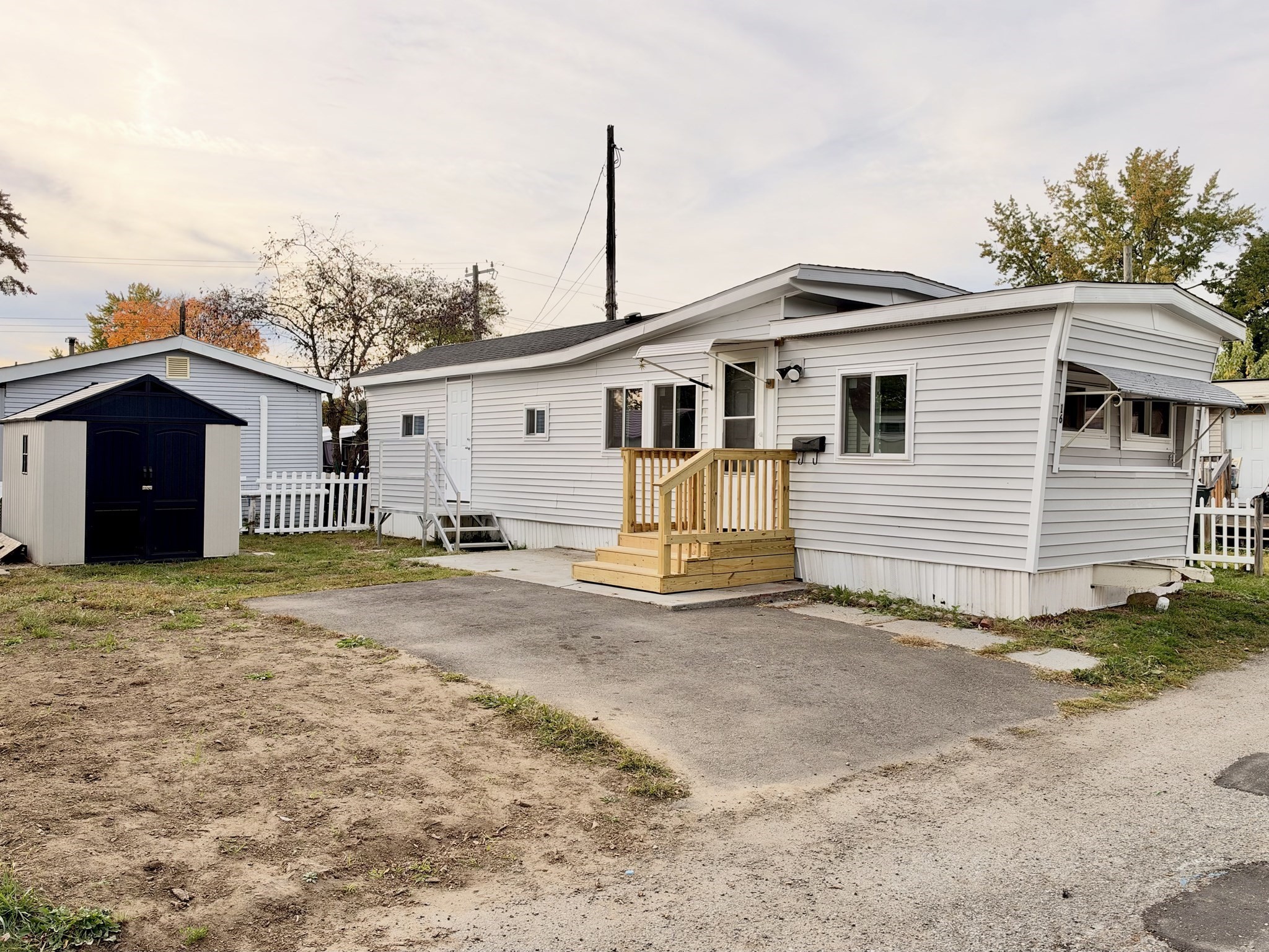 16 Pioneer Way Property Photo 1