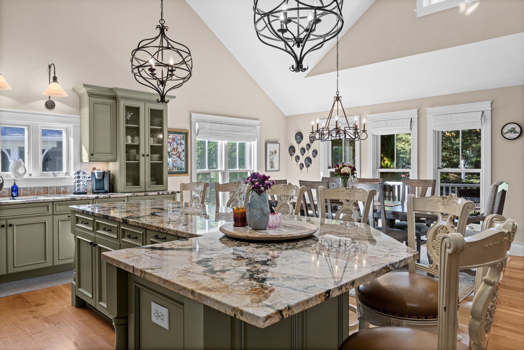 6 Hollow Way Property Photo 15