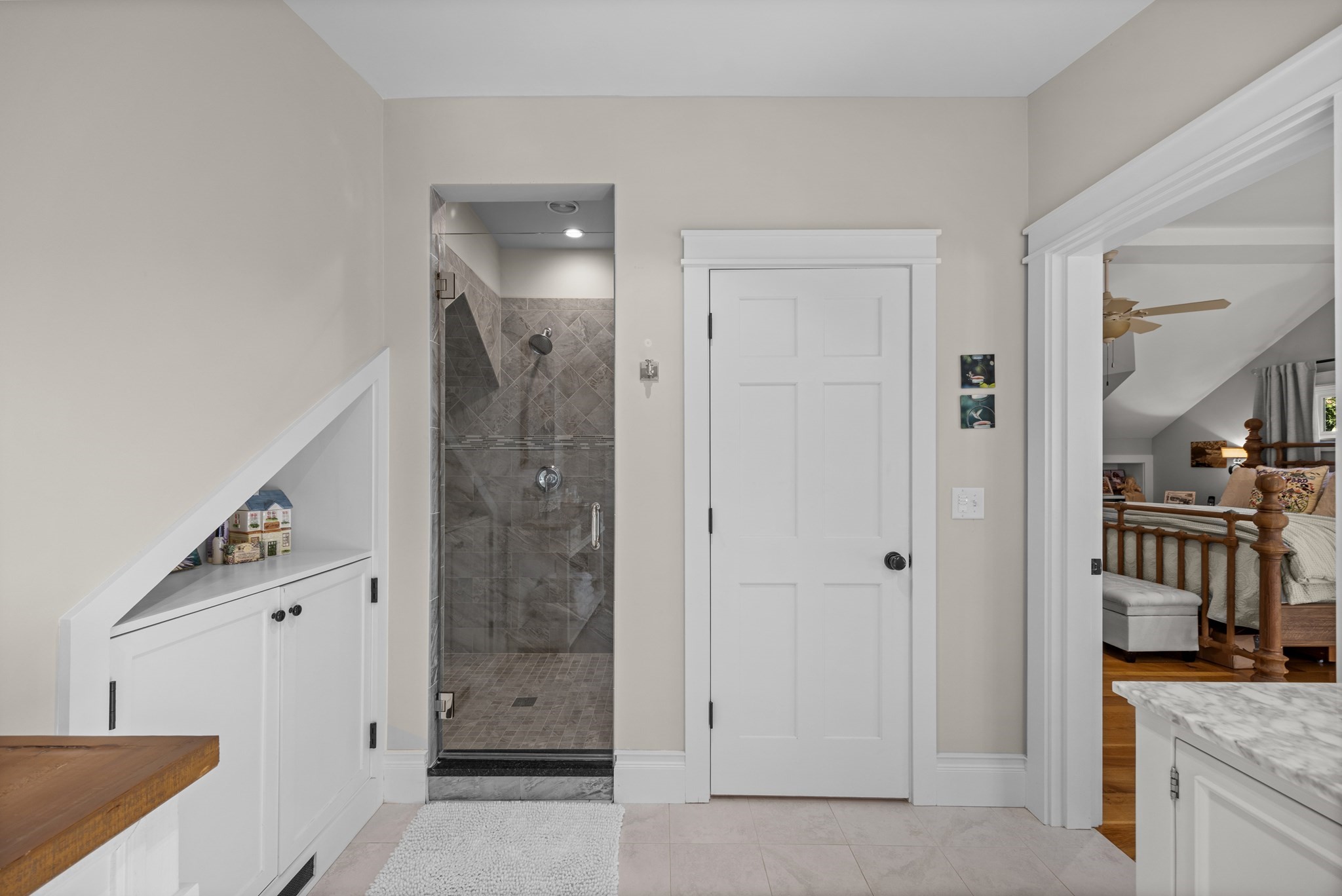 6 Hollow Way Property Photo 23