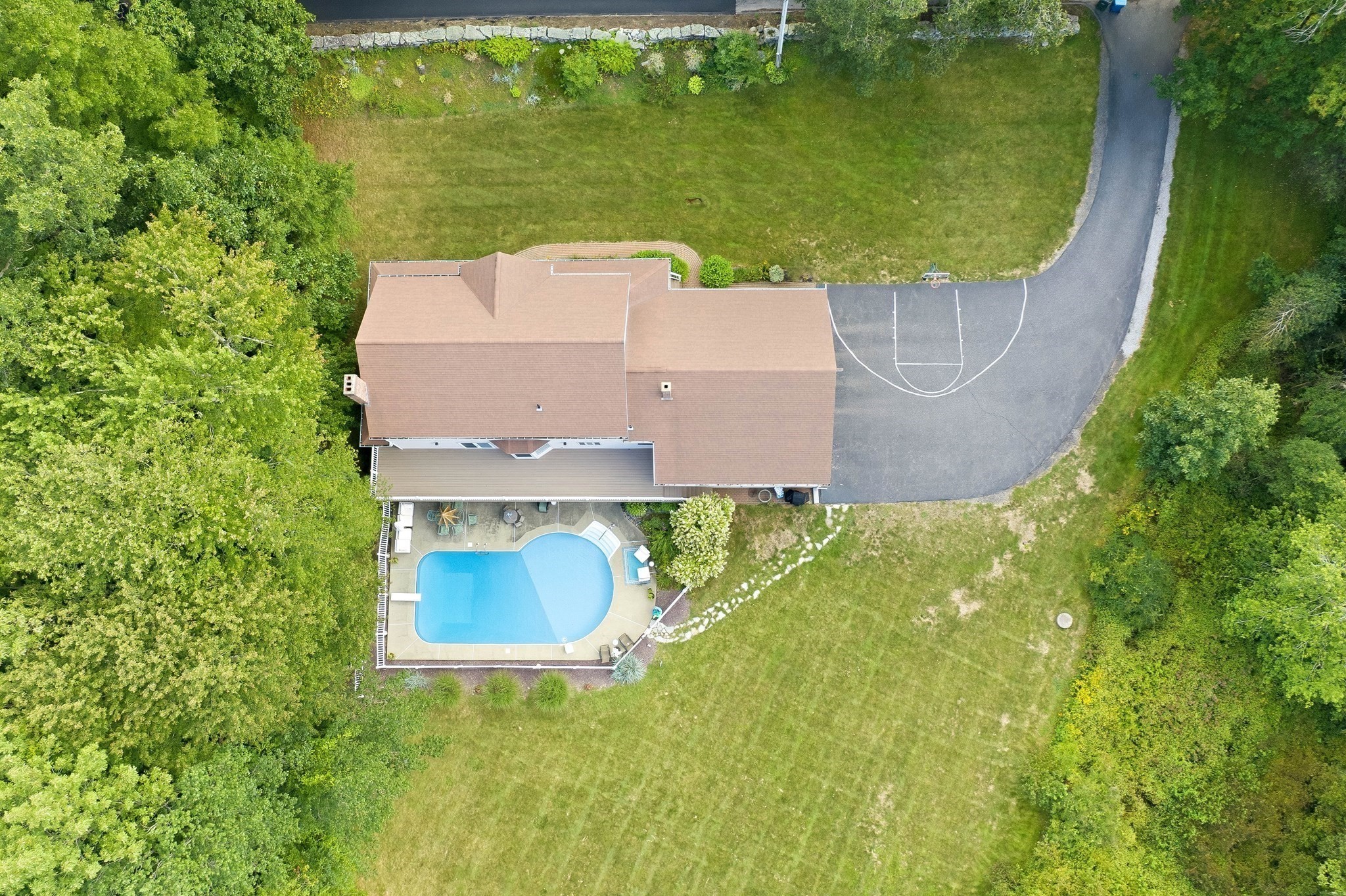 354 South St Property Photo 16