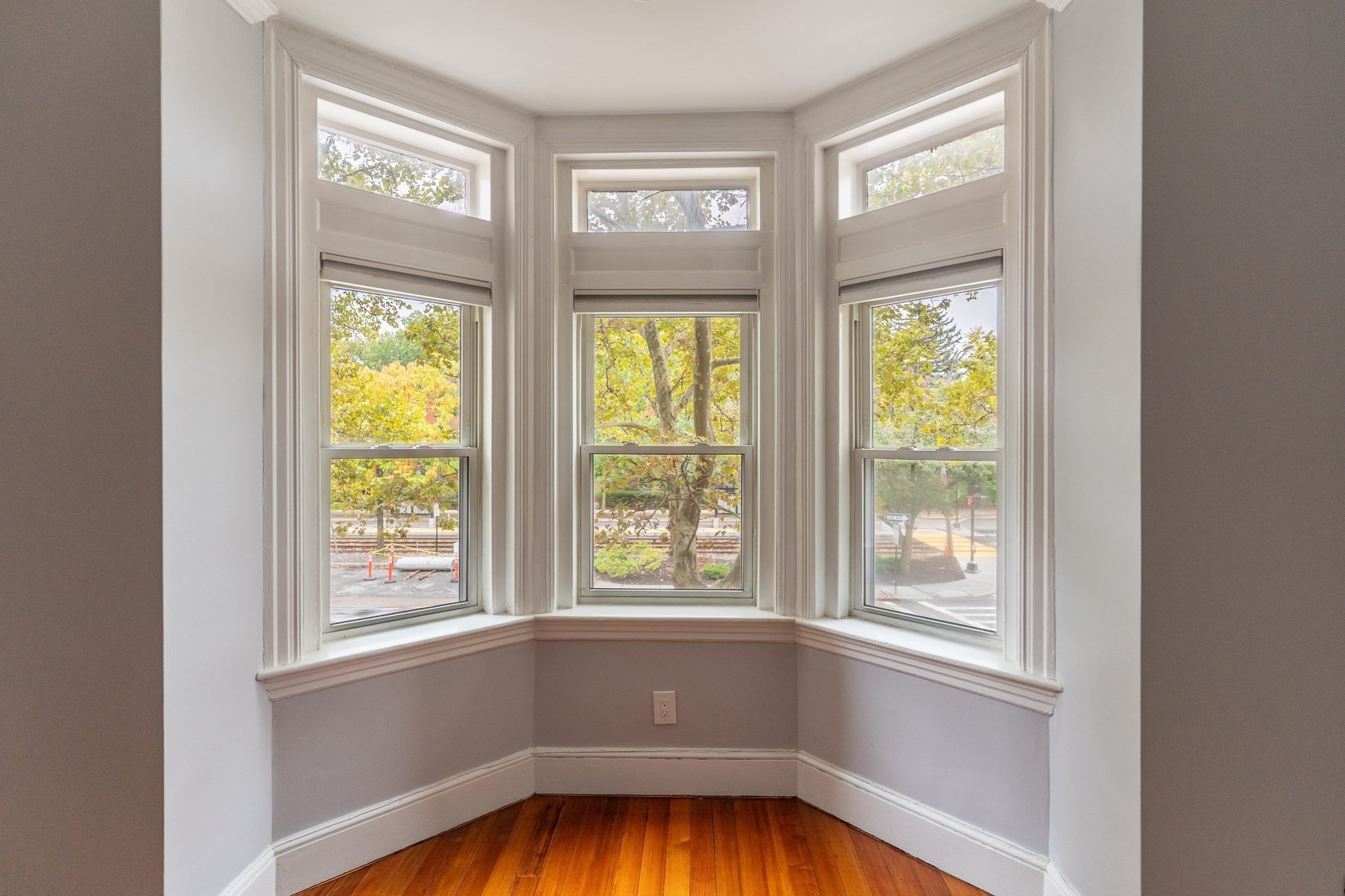 1834 Beacon St # 5 Property Photo 3
