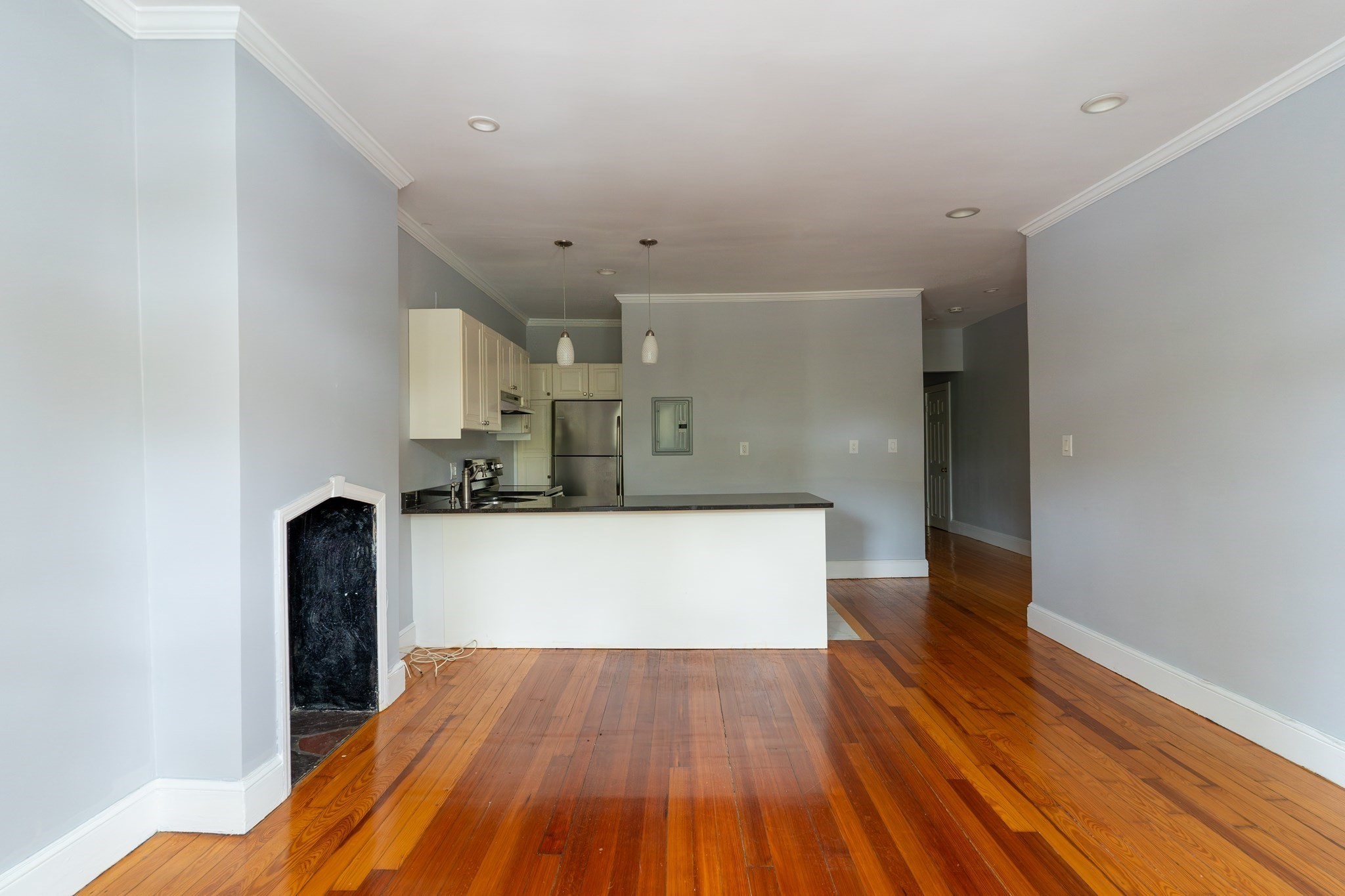 1834 Beacon St # 5 Property Photo 7