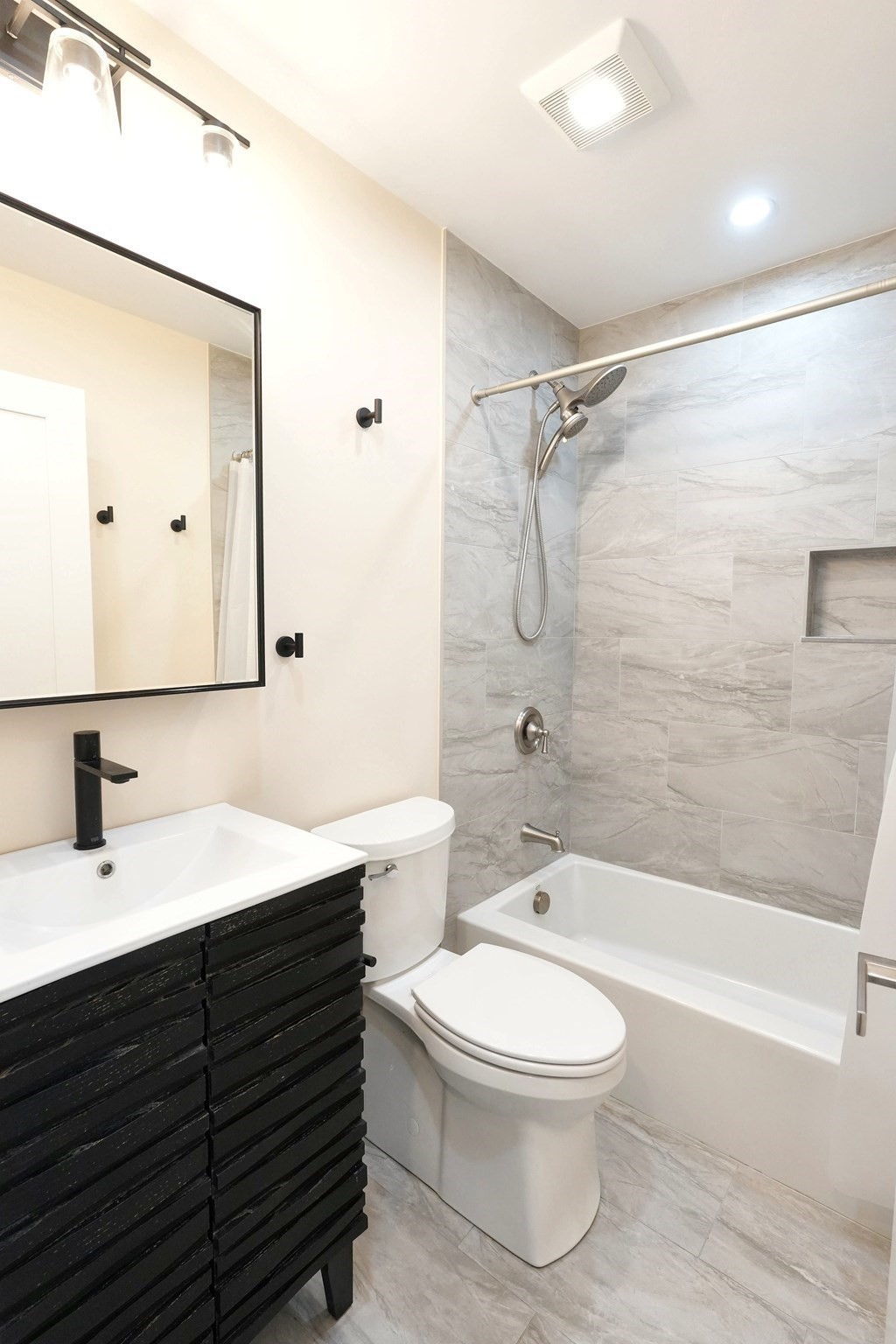 123 Nottinghill Rd # 2 Property Photo 18