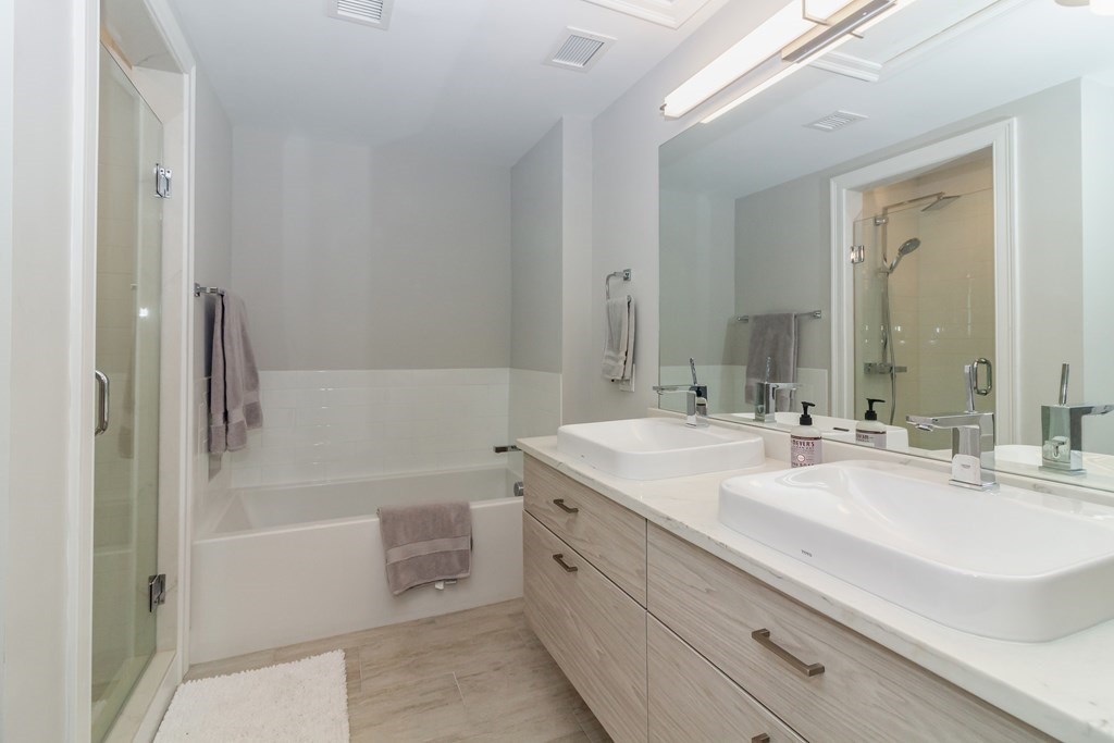 771 Harrison Ave # 107 Property Photo 15