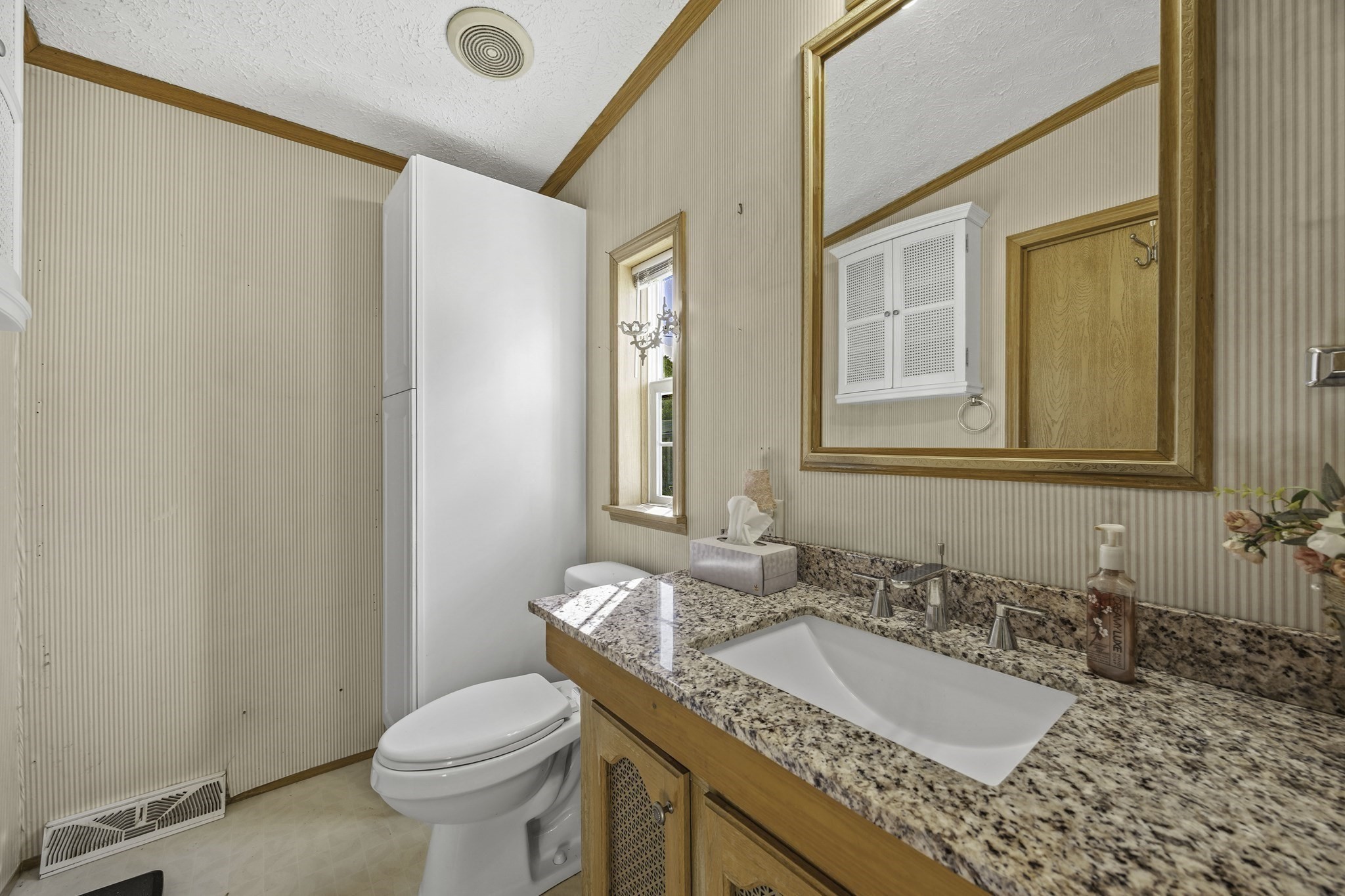 281 Chauncey Walker St # 73 Property Photo 26