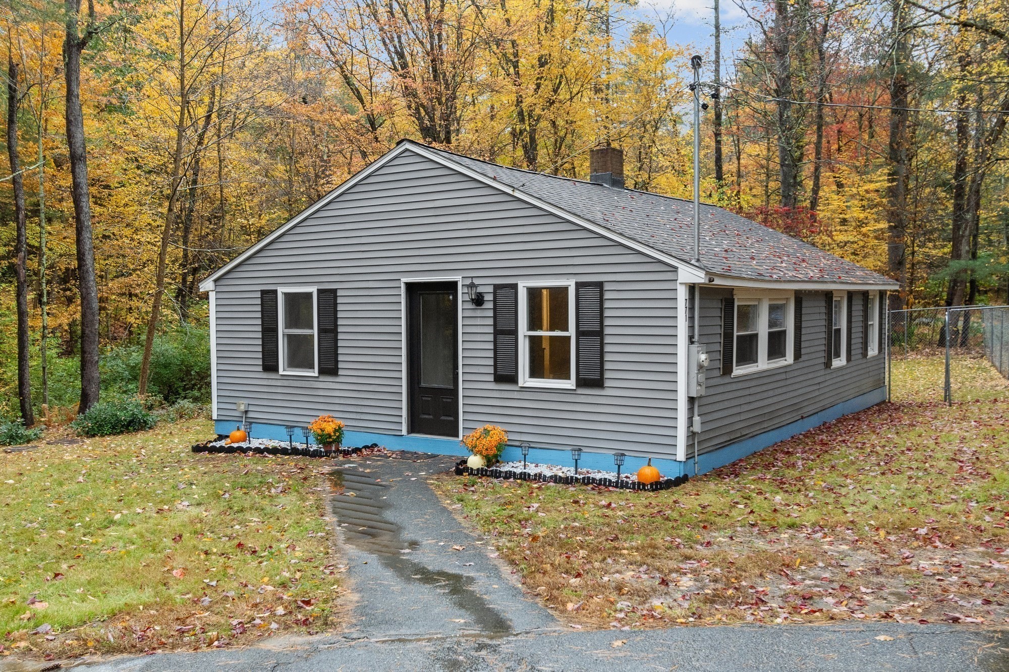 771 Conant Rd Property Photo 2