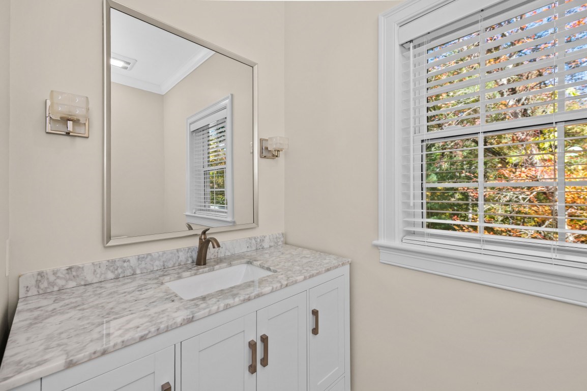 1 Kimberly Lane Property Photo 11
