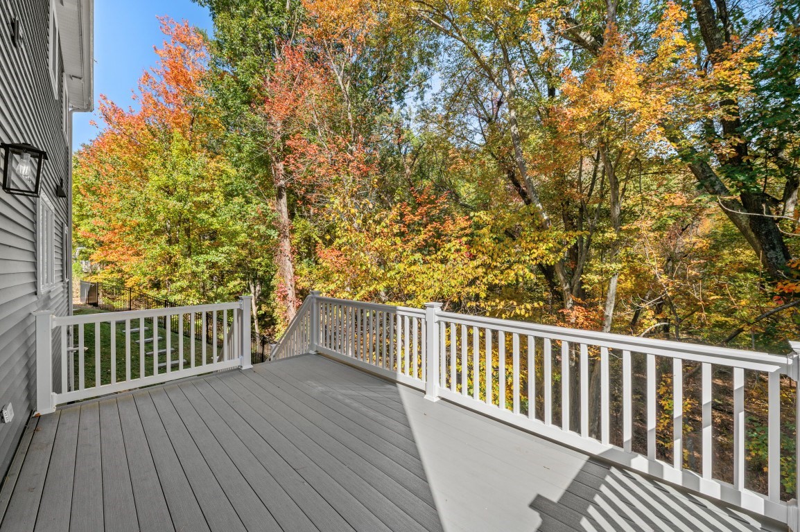 1 Kimberly Lane Property Photo 23