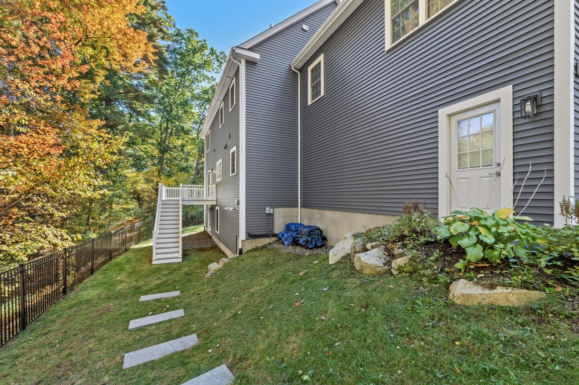 1 Kimberly Lane Property Photo 24