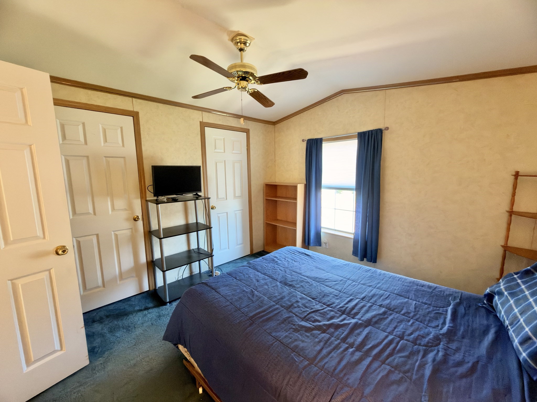 30 Holiday Cir Property Photo 12
