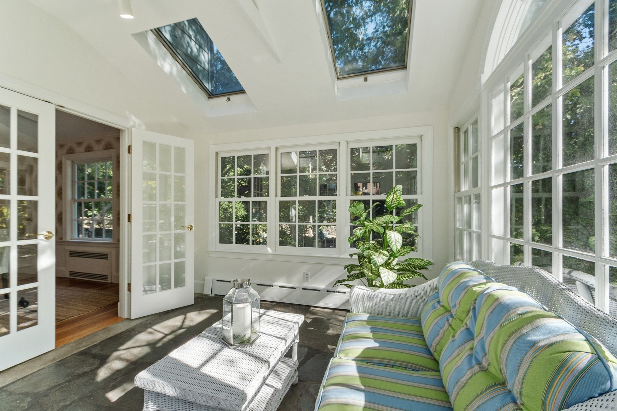 6 Prentiss Lane Property Photo 12