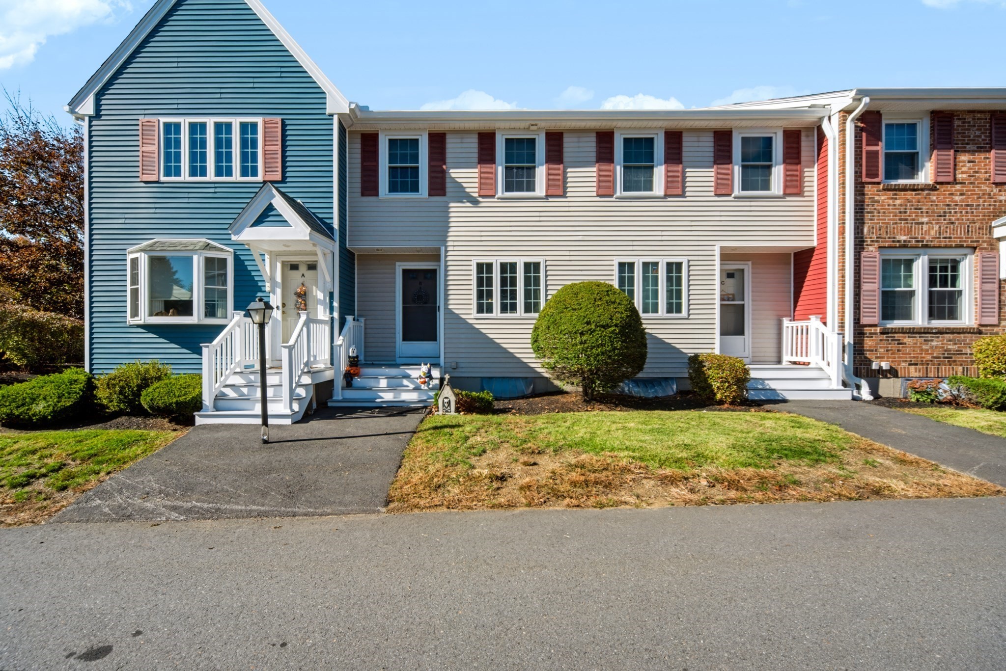 14 Fernwood Dr # B Property Photo 3