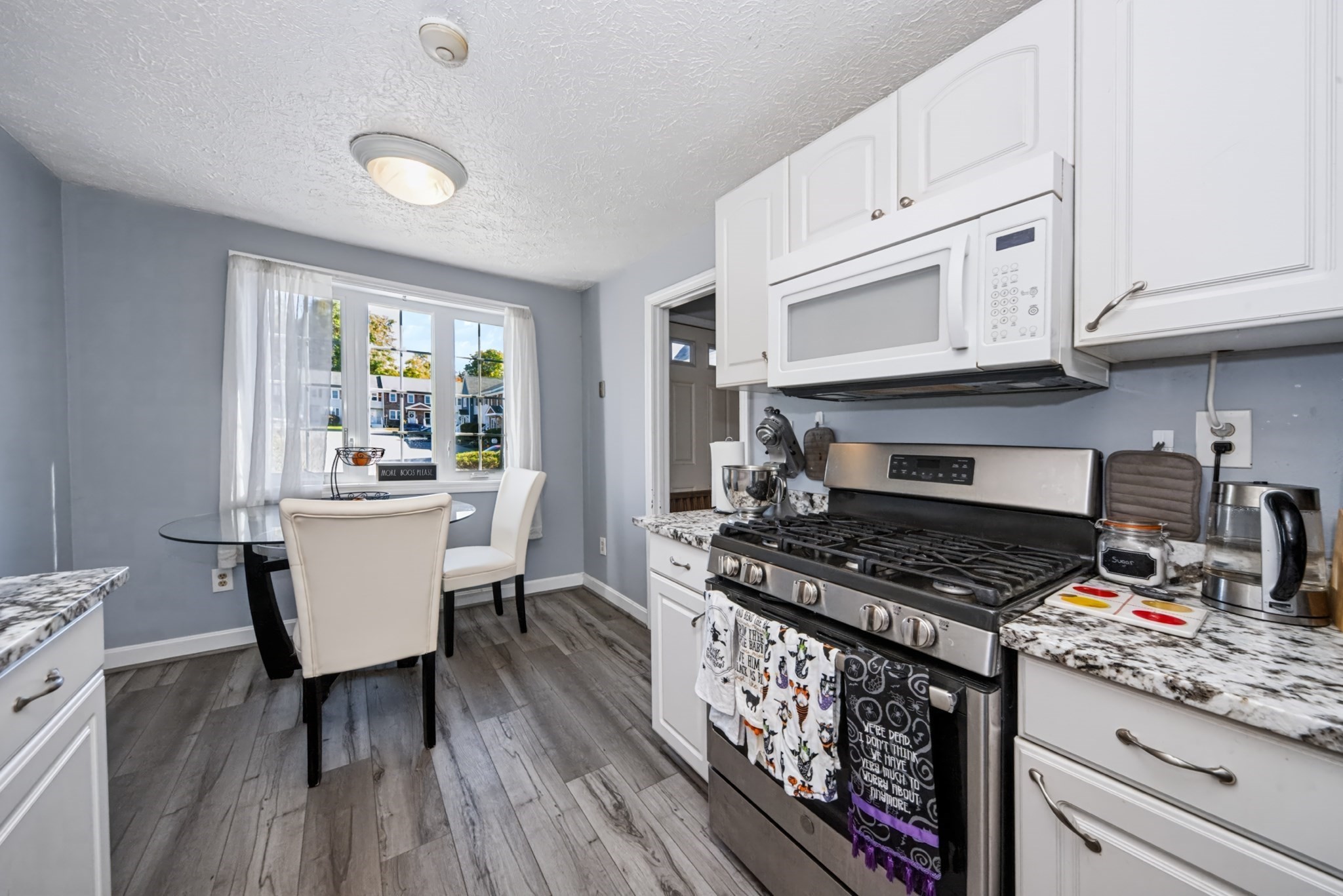 14 Fernwood Dr # B Property Photo 8