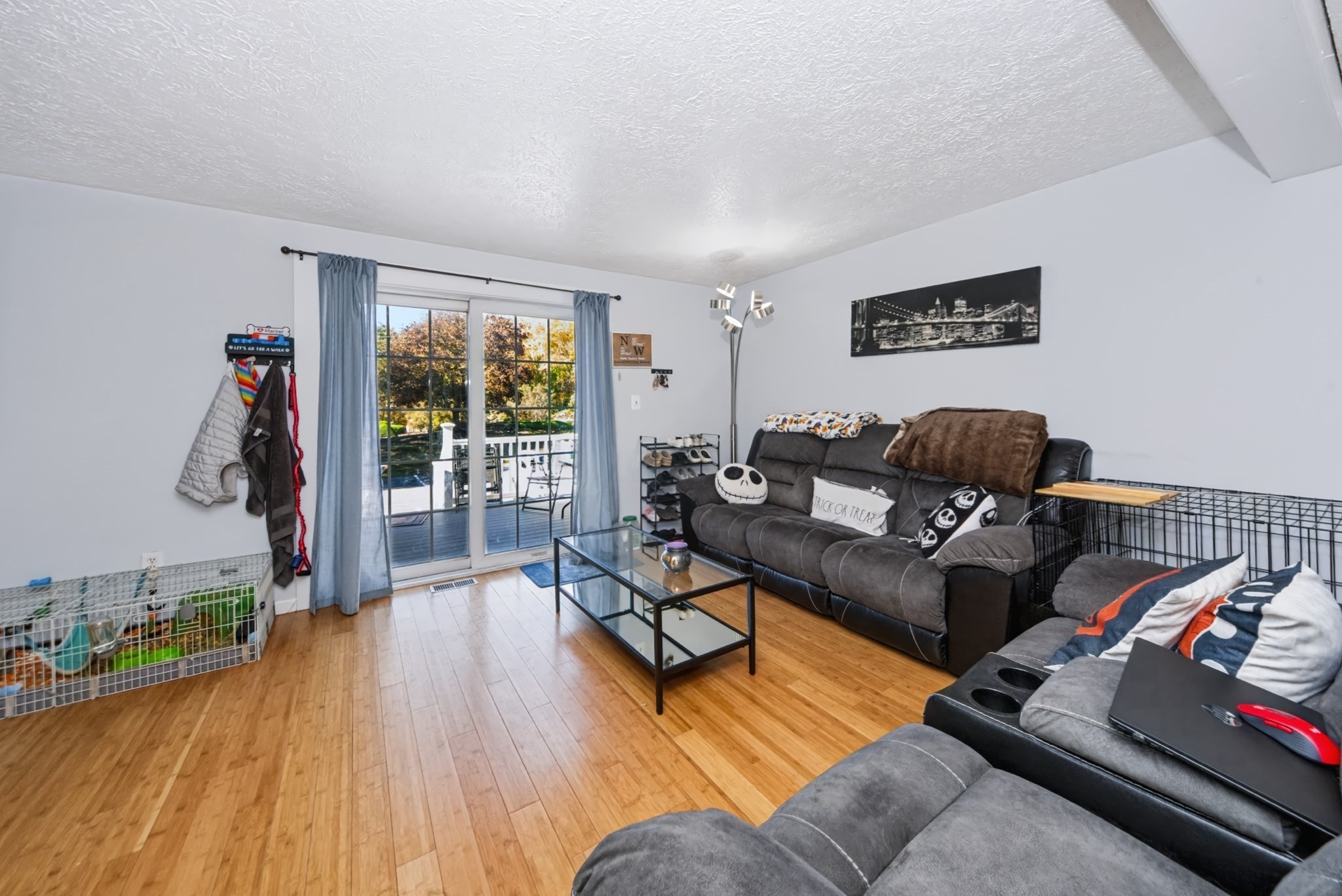 14 Fernwood Dr # B Property Photo 18