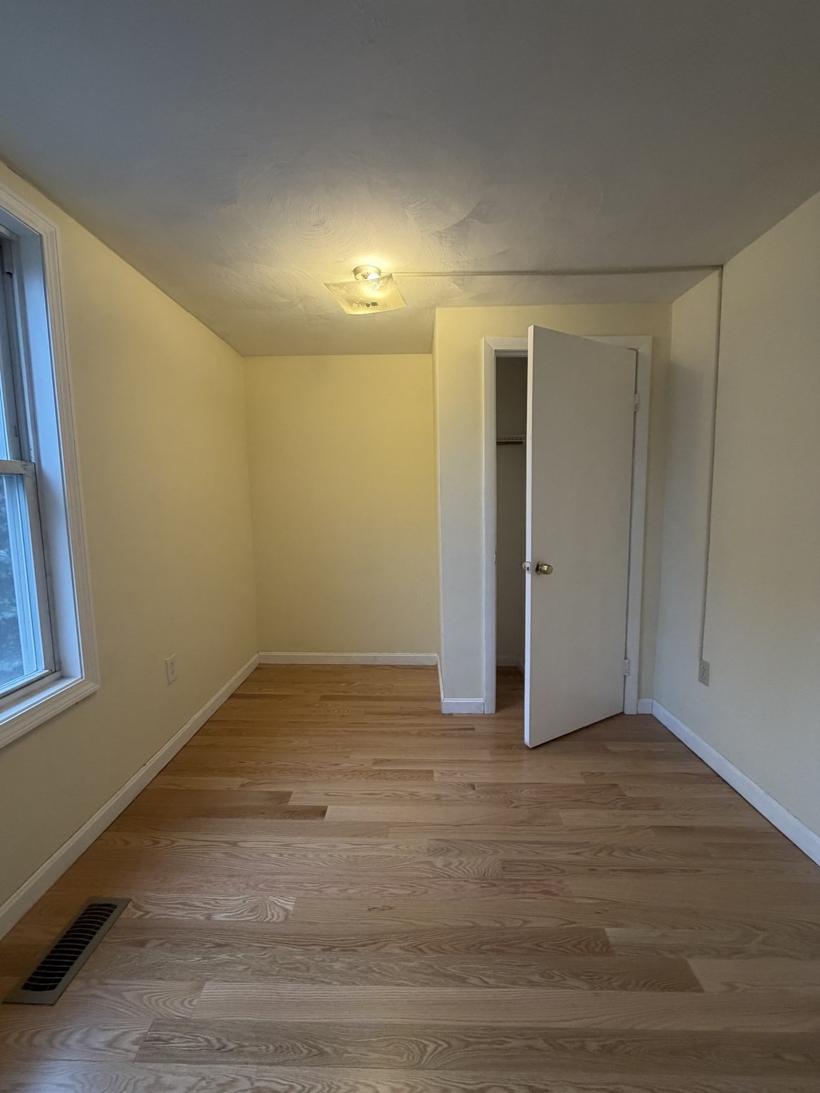 20 Lyman St # 2 Property Photo 2