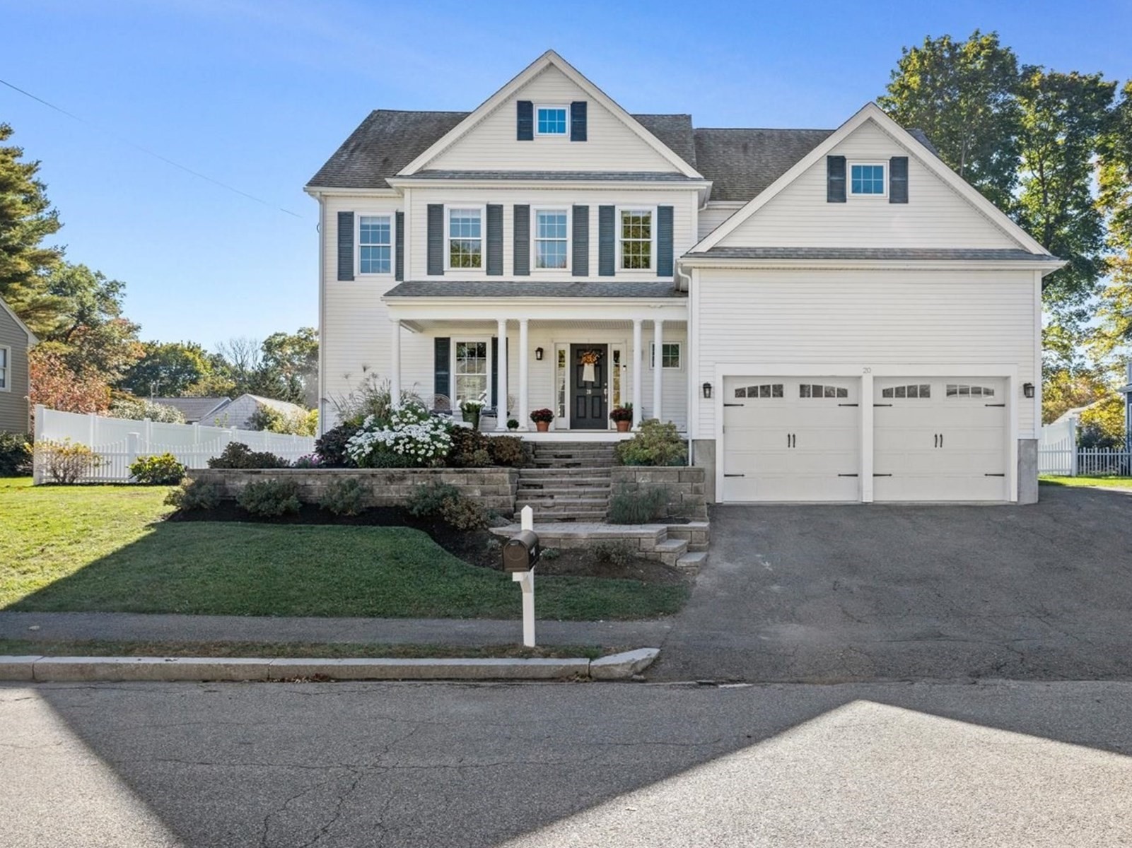 20 Autumn Street Property Photo 1
