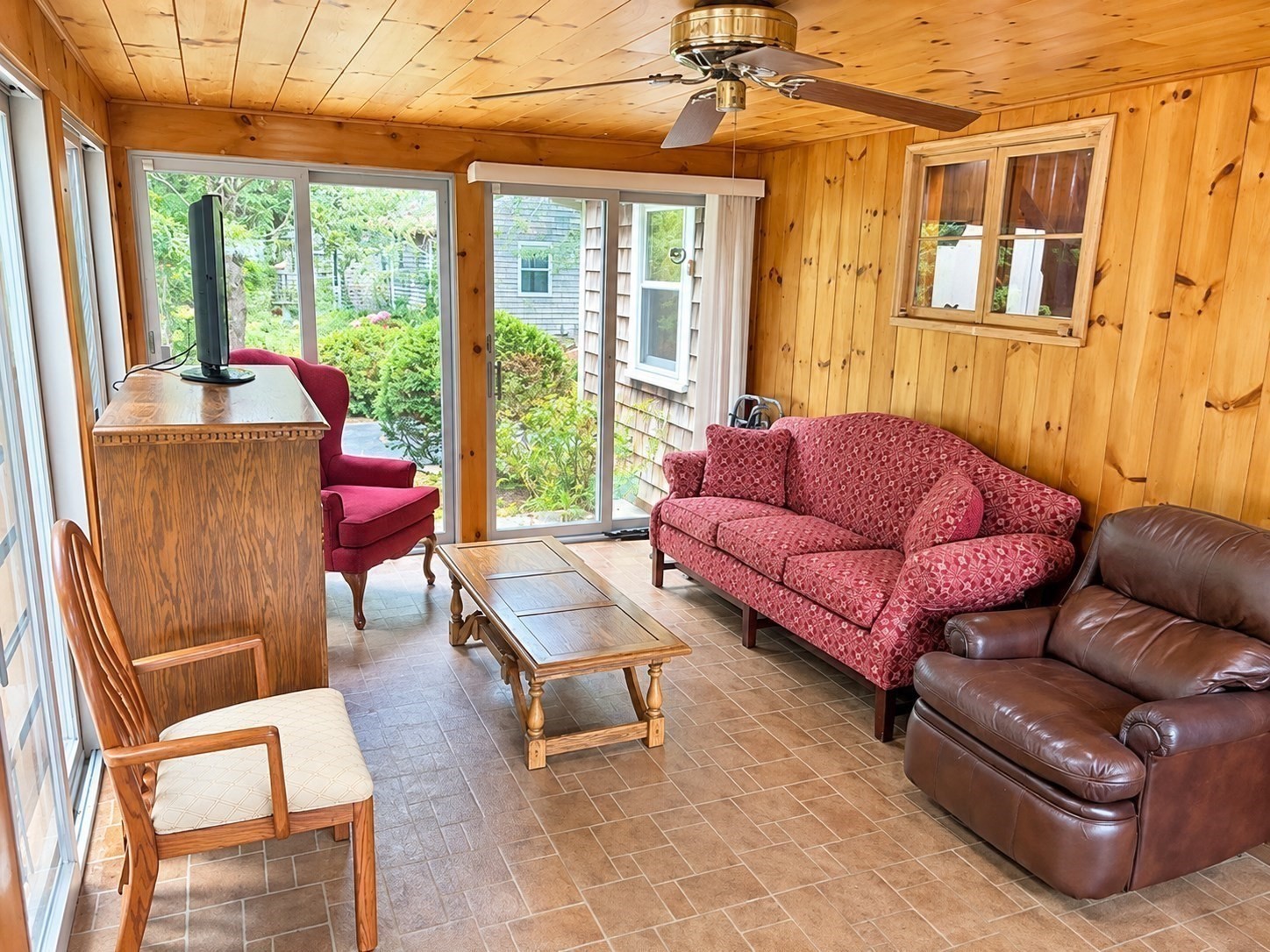 5 Bay Path Property Photo 13