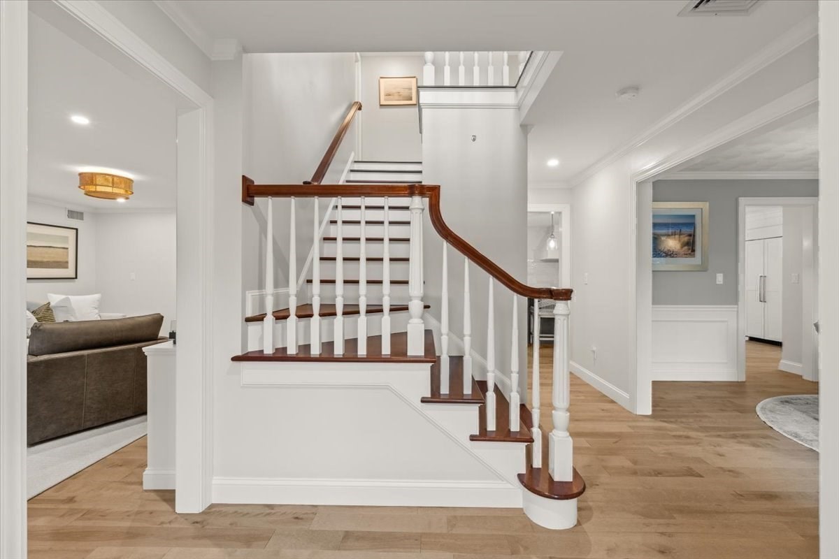 62 Metacomet Way Property Photo 16