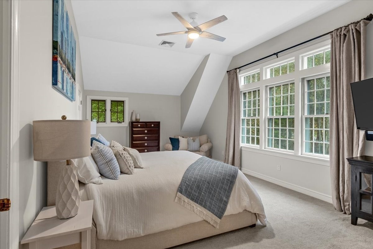 62 Metacomet Way Property Photo 19
