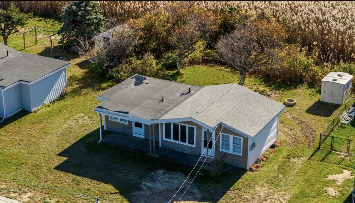 46 Taylor Ave Property Photo 4